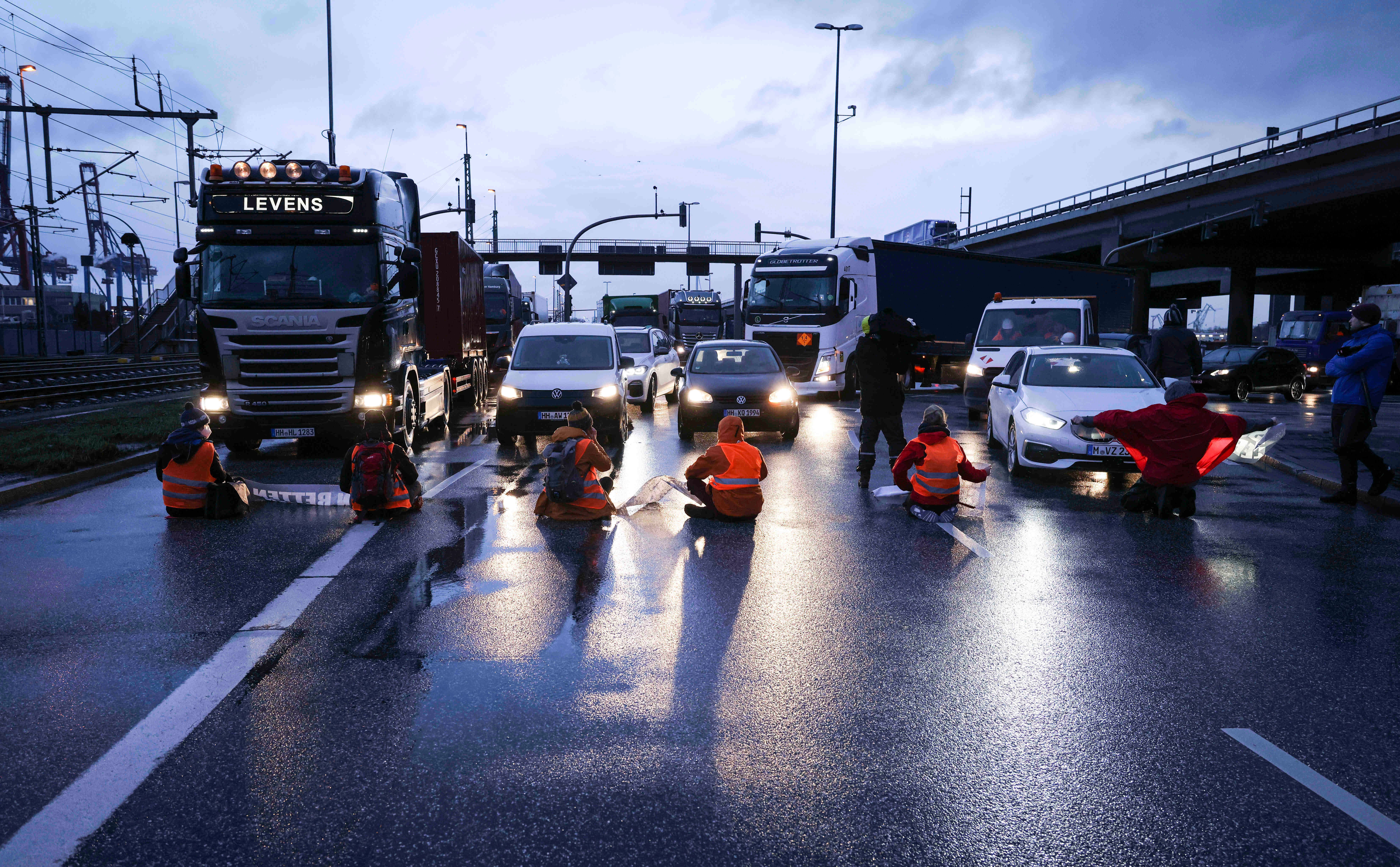 Food waste protestors in Hamburg