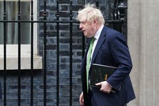 Boris Johnson imposes sanctions on Russian banks and plutocrats in response to Ukraine invasion