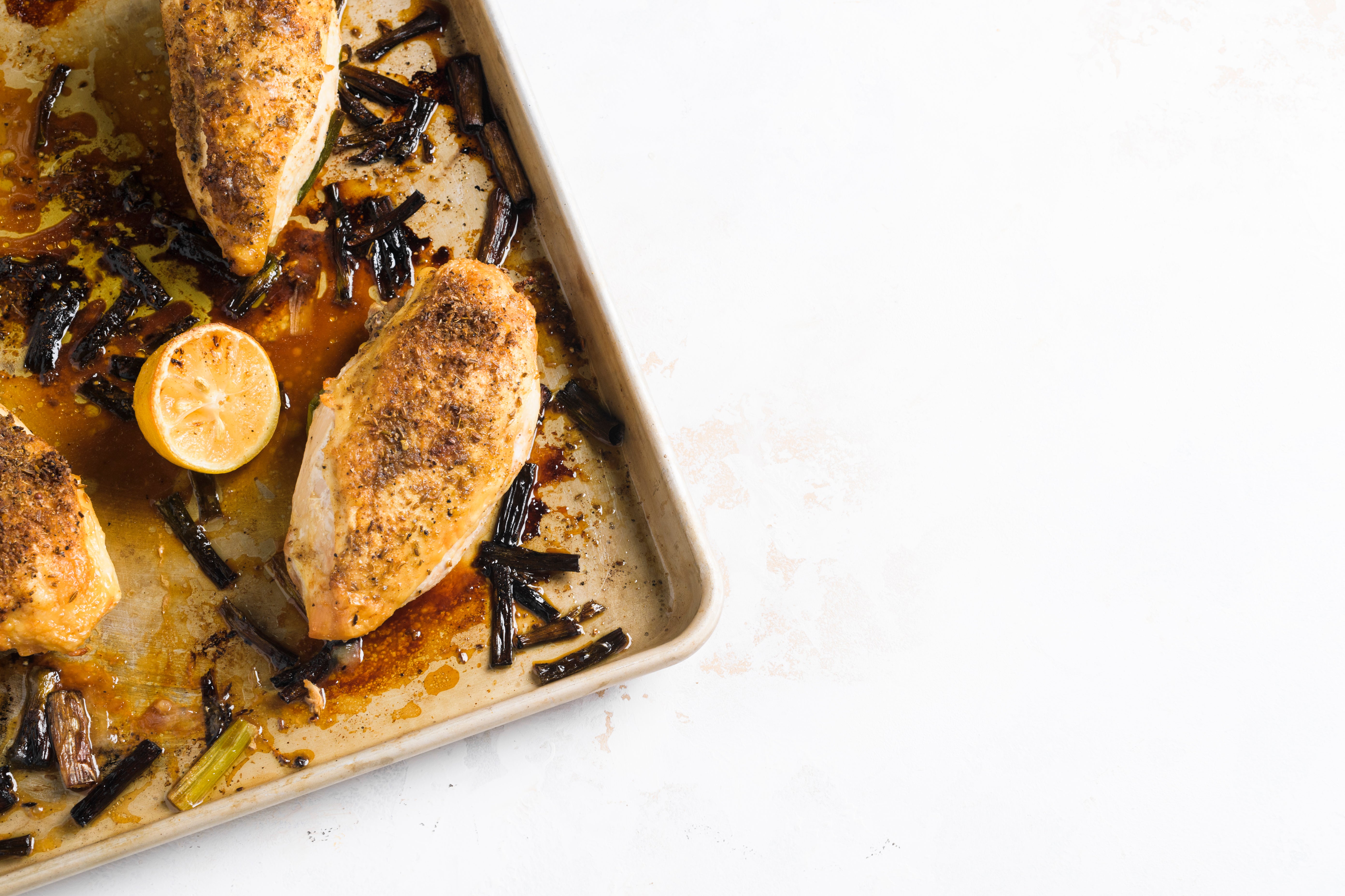 Food-MilkStreet-Fennel-Crusted Chicken & Scallion Traybake