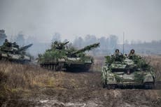 Ukraine news – live: Putin ‘ready’ for full-scale invasion, US warns as Kiev tells Ukrainians to leave Russia