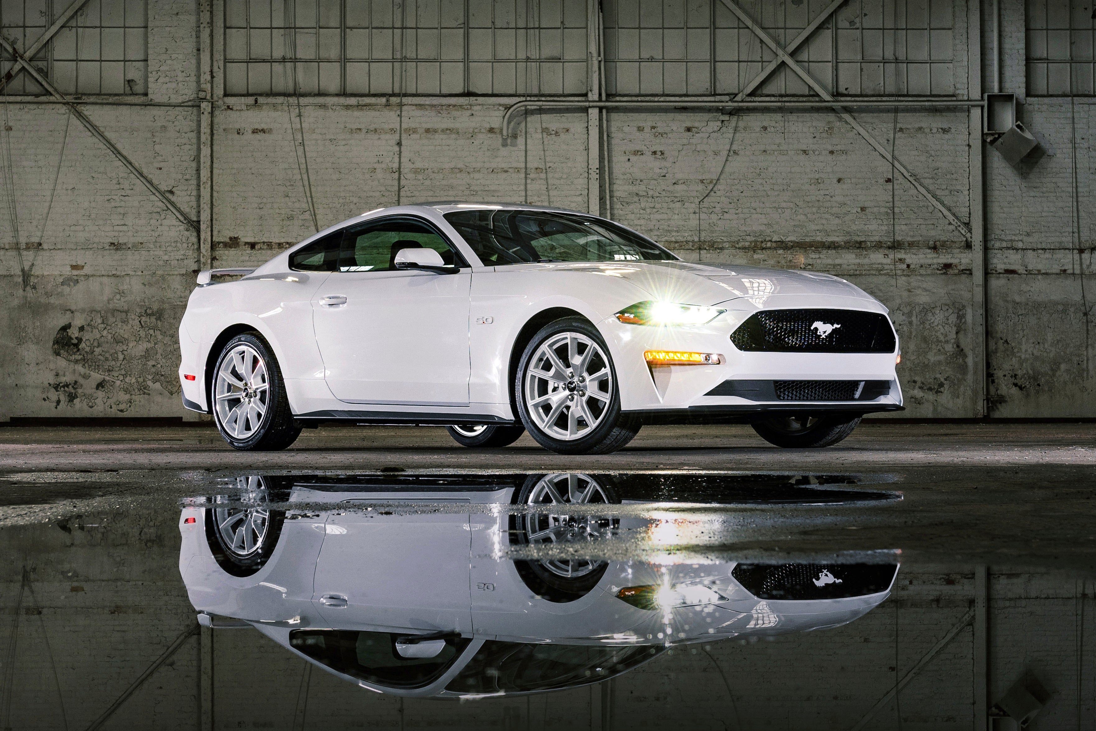 Behind the Wheel-Twilight for V8 Coupe