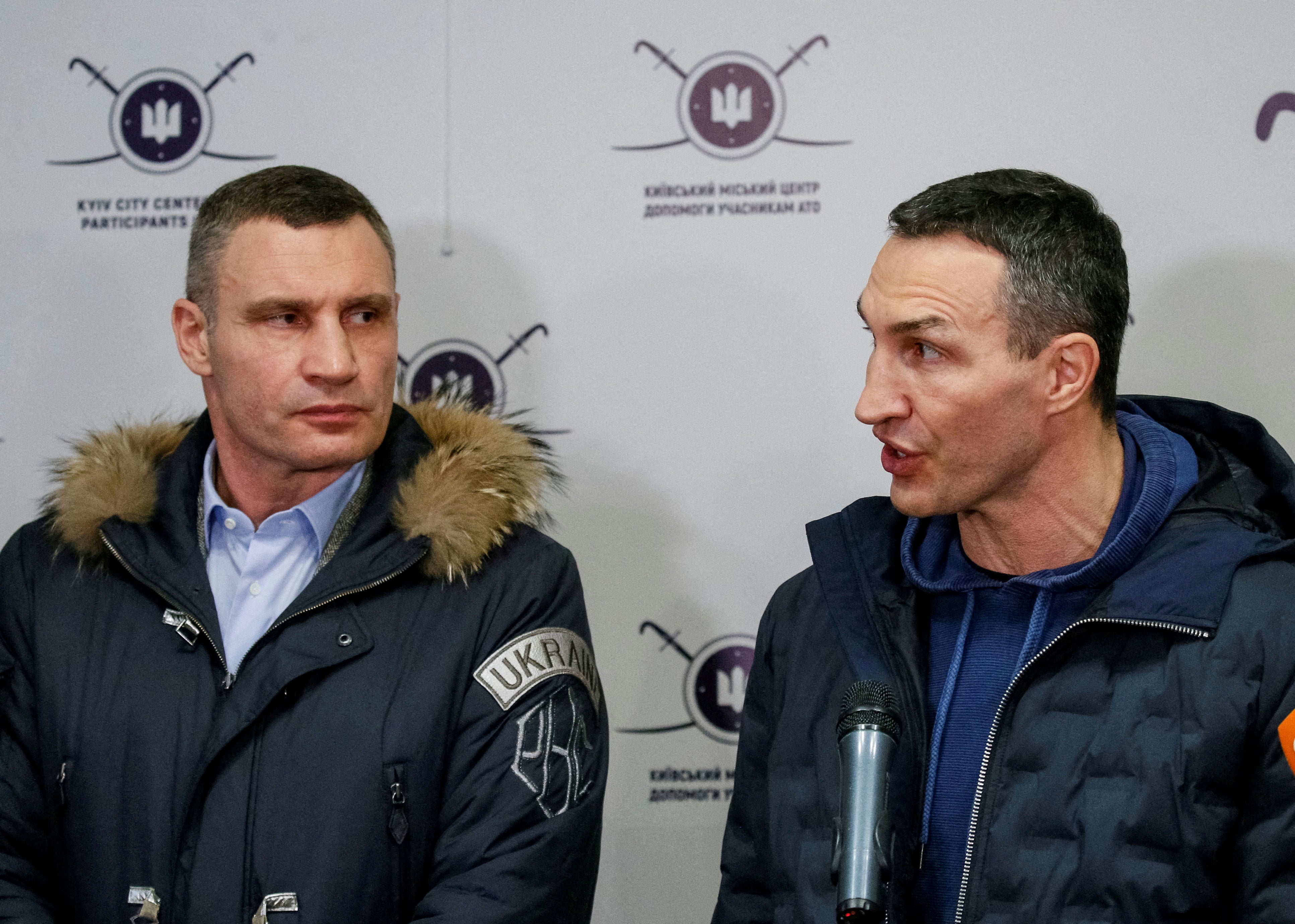 Wladimir (right) and Vitaly Klitschko will take up arms for Ukraine