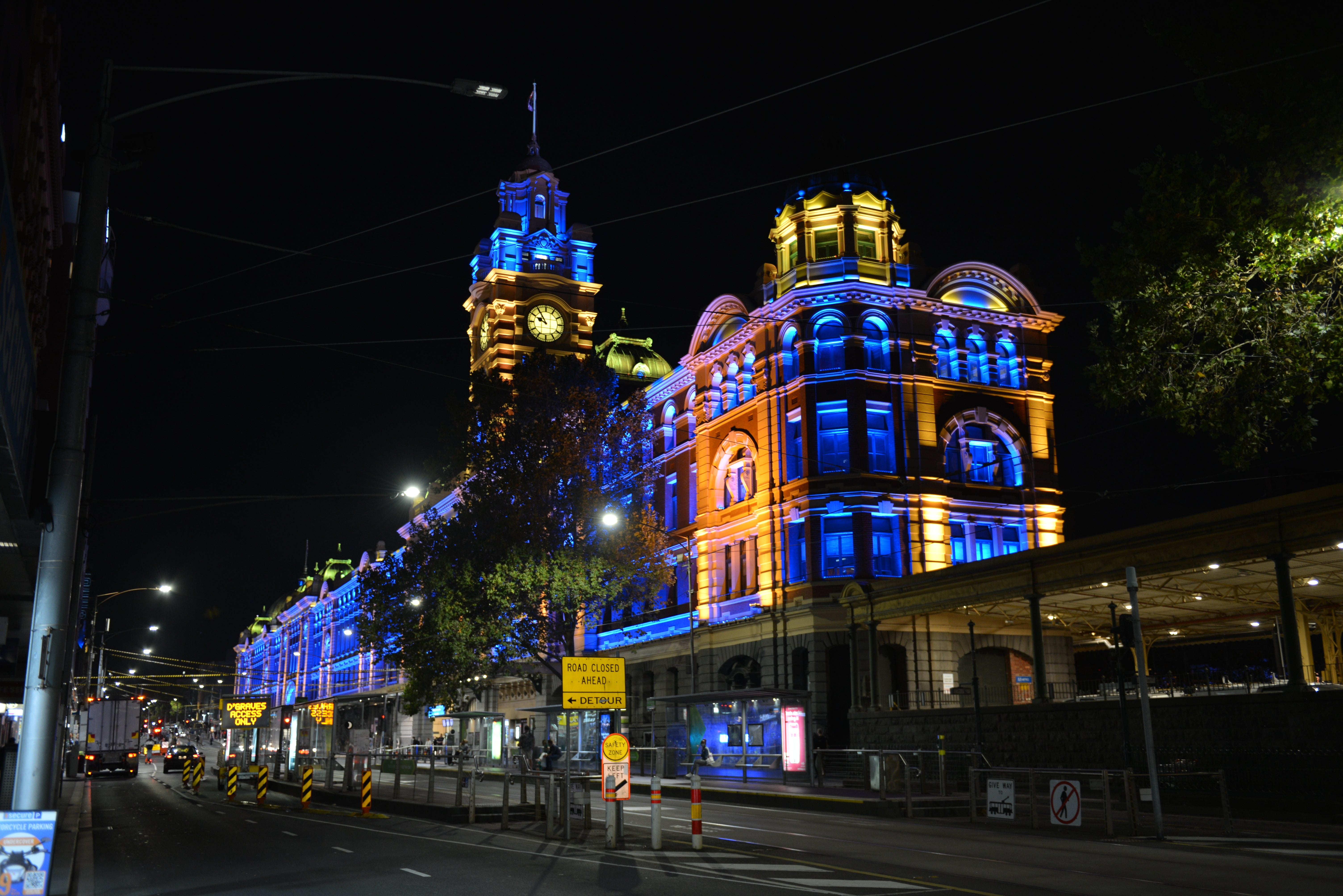 Ukraine’s flag colours projected on Flinders Train Station in Melbourne