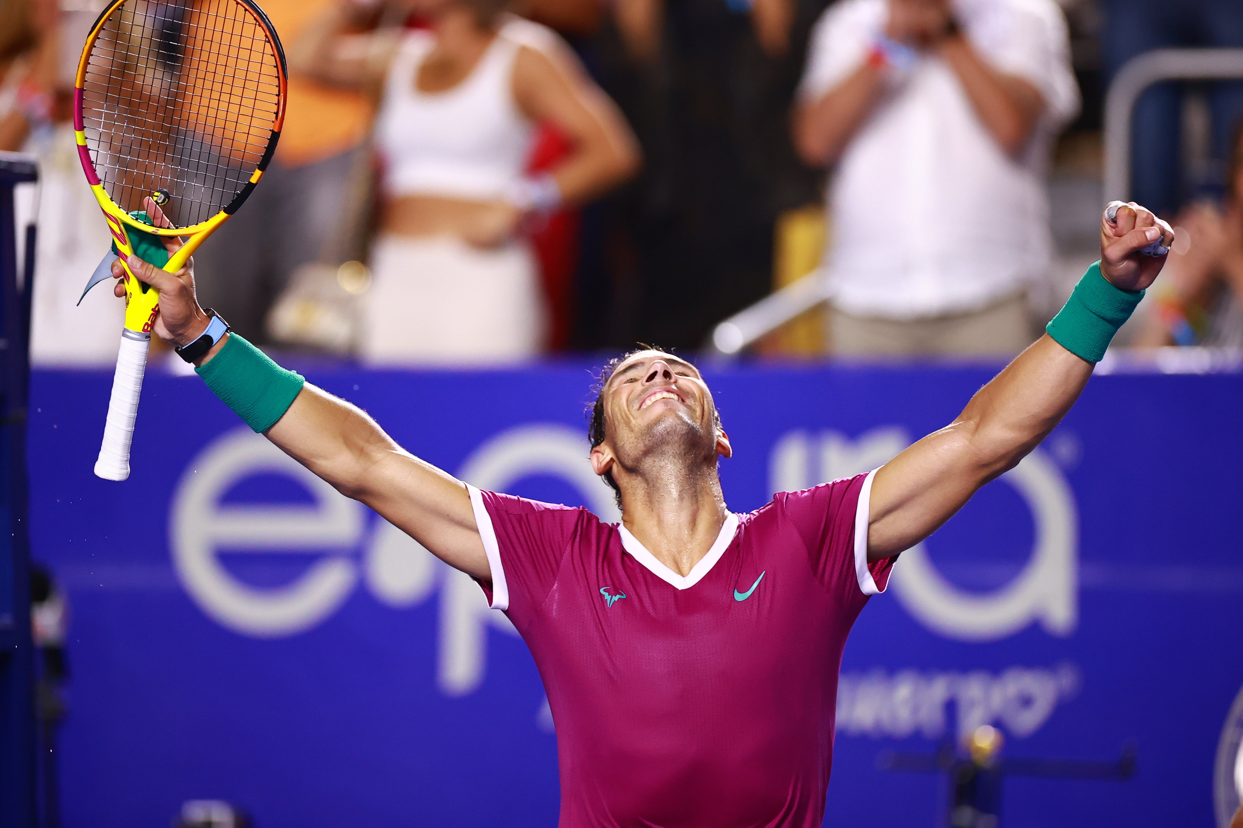 Rafael Nadal celebrates beating Daniil Medvedev