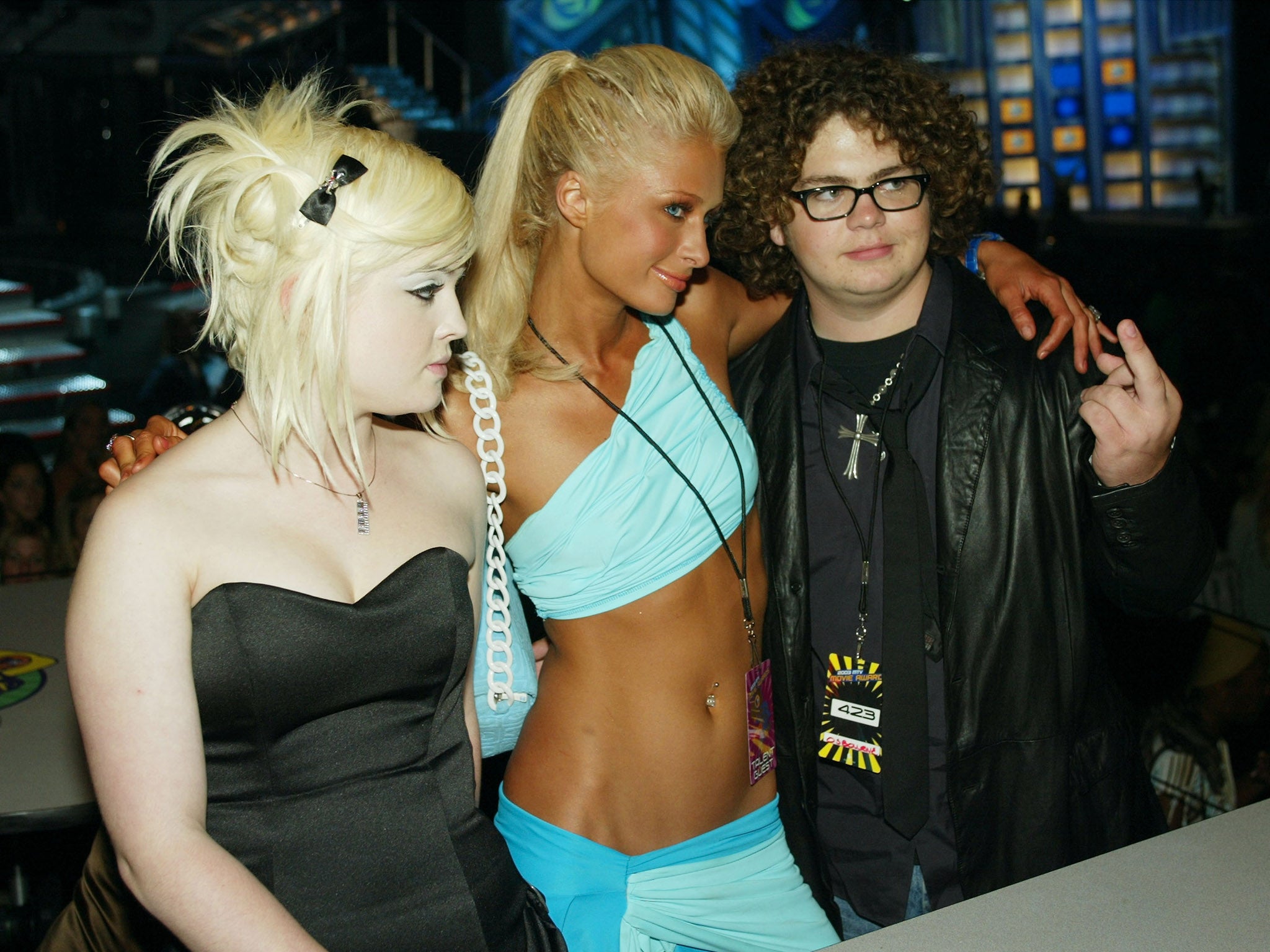 ‘Fame is torturous’: Kelly and Jack Osbourne pose with Paris Hilton at the 2003 MTV Movie Awards