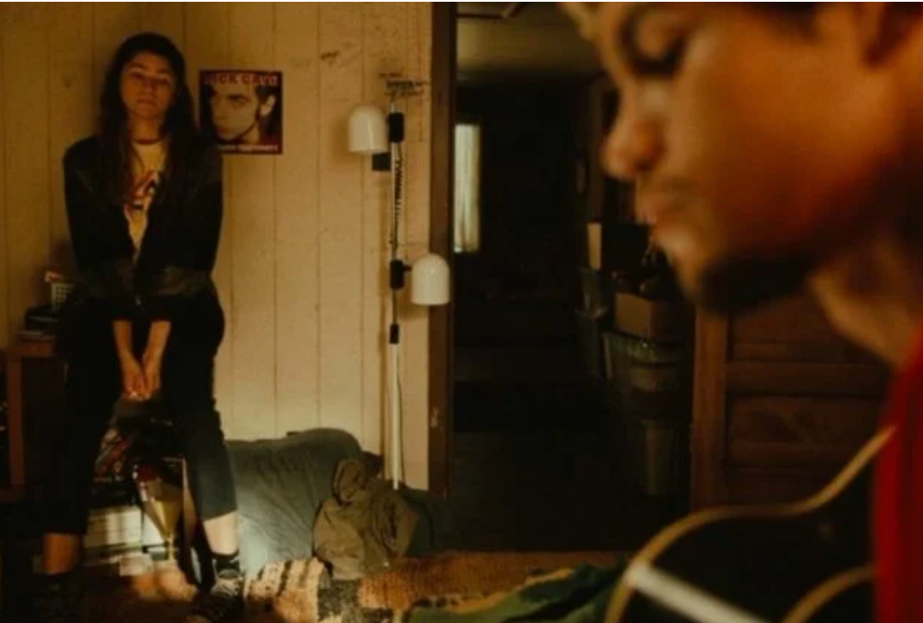 Zendaya and Dominic Fike in the ‘Euphoria' scene where Elliot sings to Rue