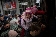 Government under fire over support for Ukrainian refugees