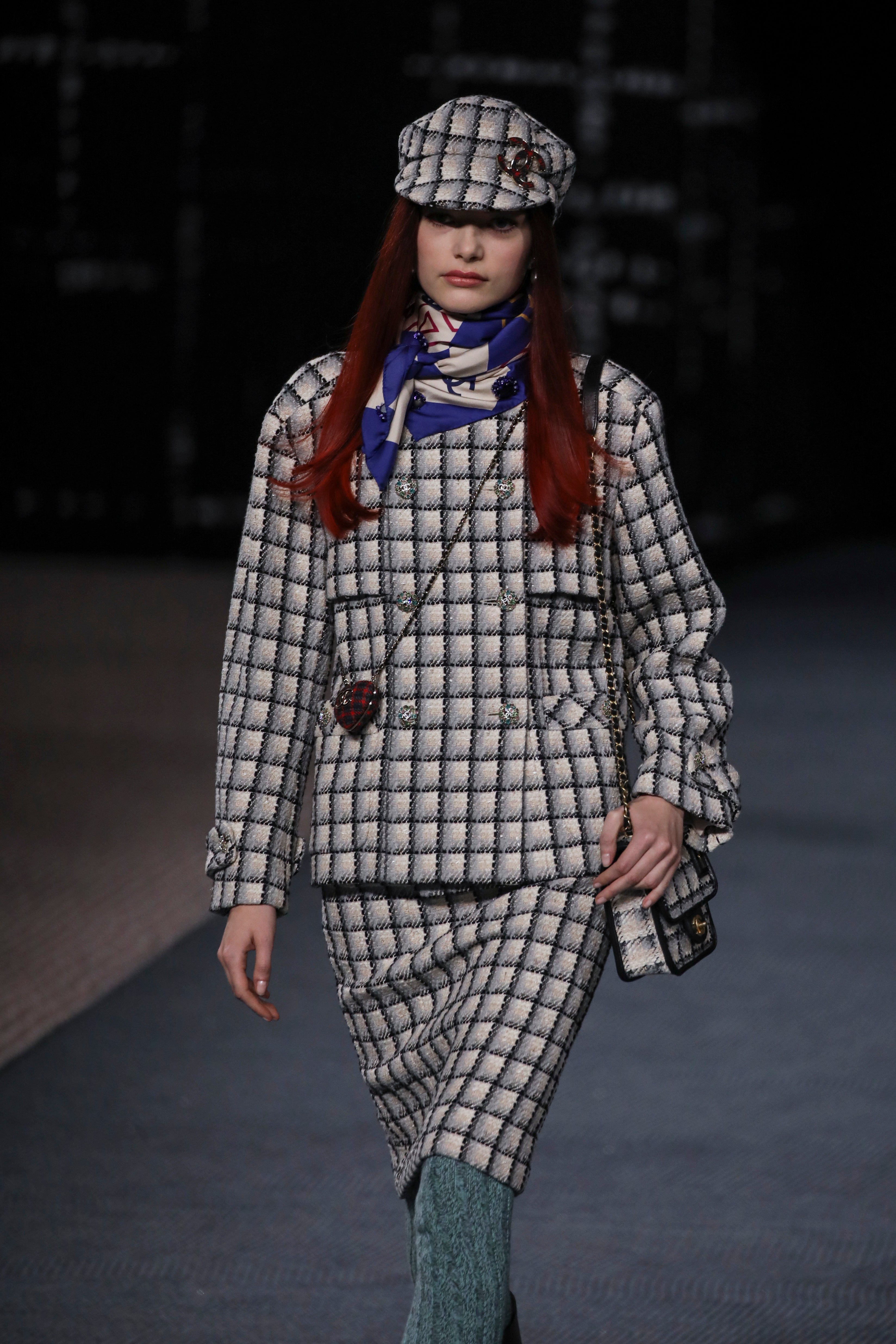 Paris Fashion Chanel F/W 22-23