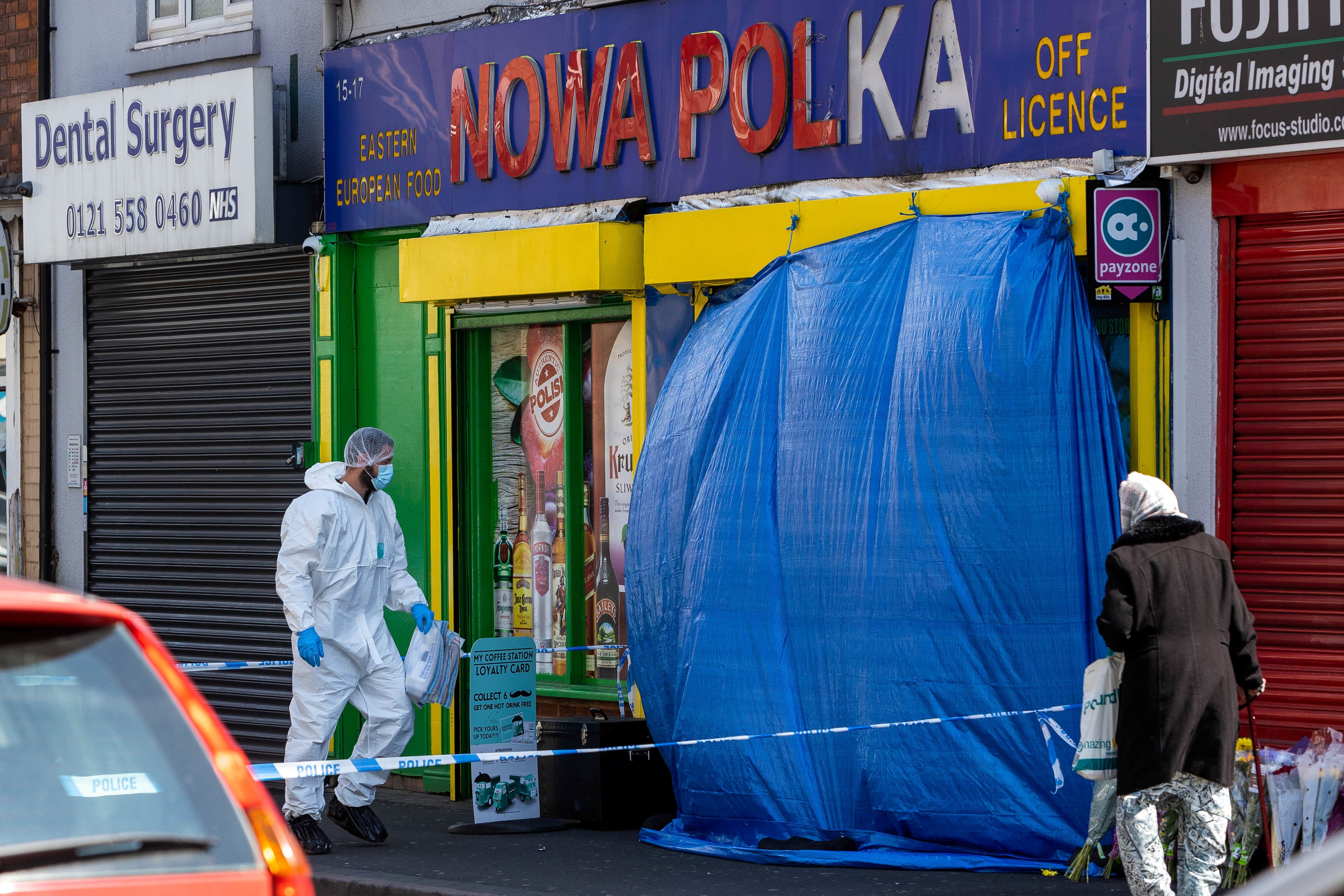 After being stabbed, the victim sought refuge in a Polish supermarket