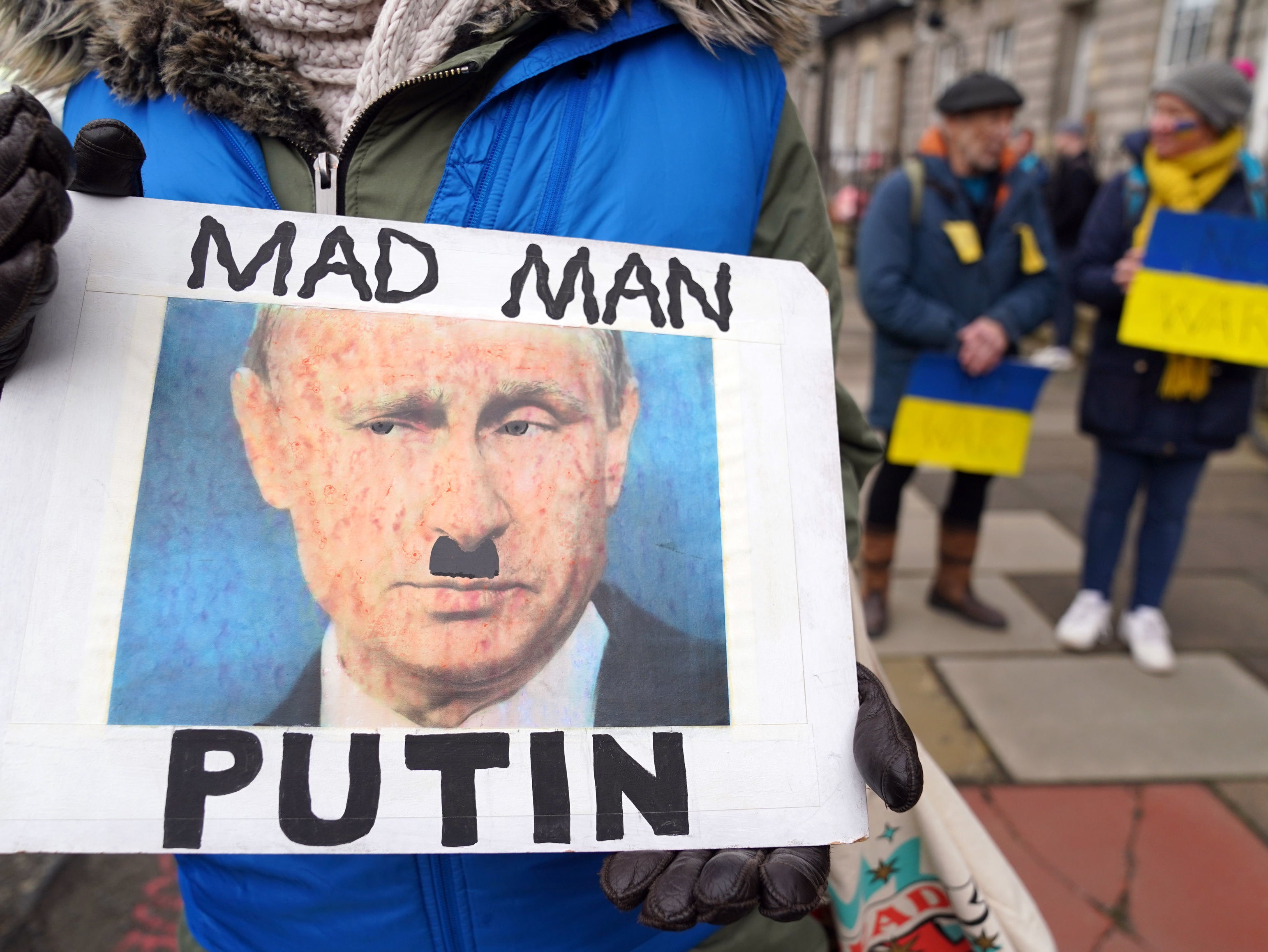 Scottish Artists for Ukraine demonstrate at the Russian consulate, Edinburgh