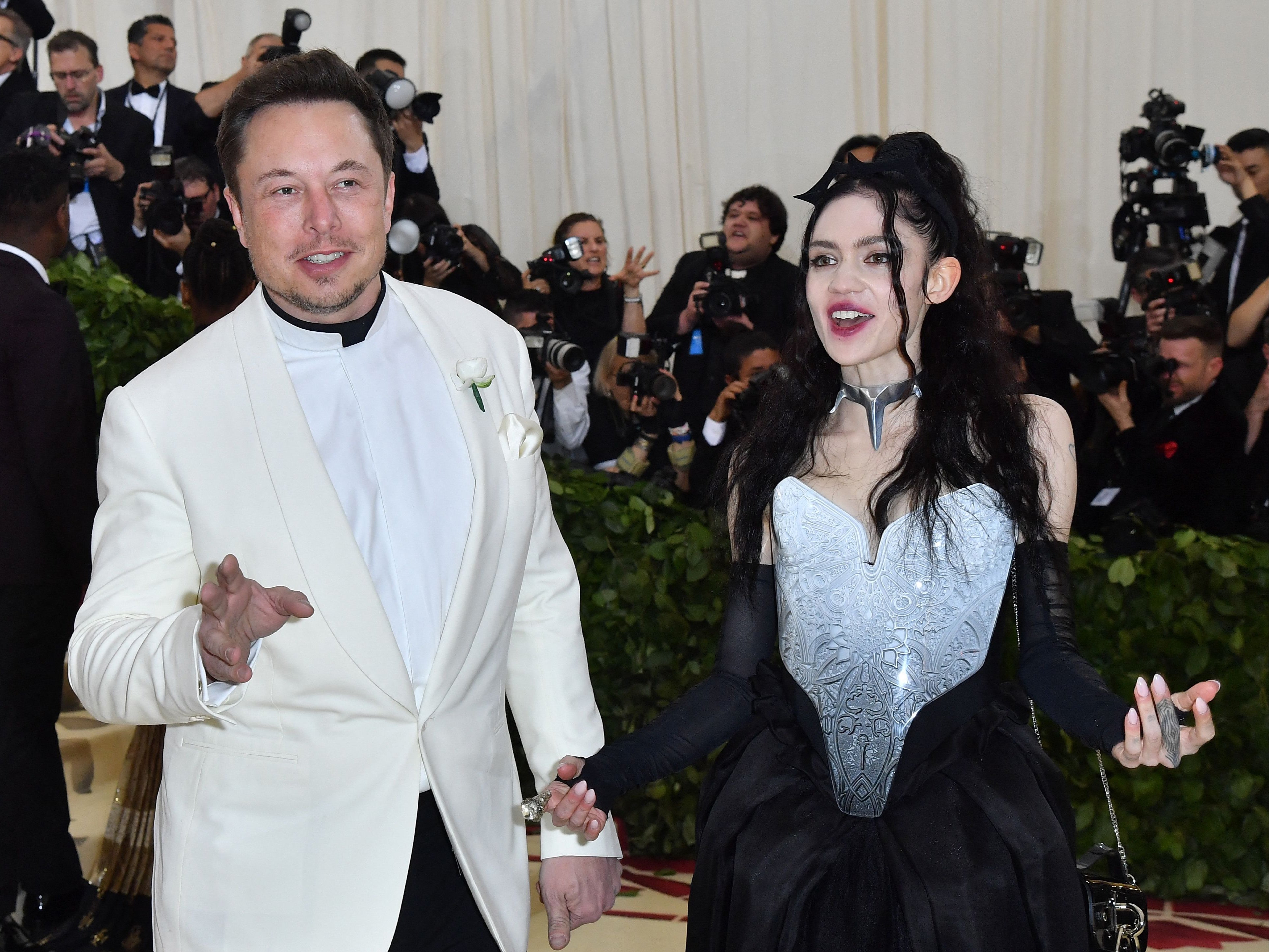 Elon Musk and Grimes arrive for the 2018 Met Gala