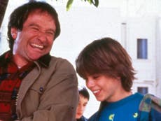 Mrs Doubtfire child star says he ‘stayed away’ from drugs because of Robin Williams’s advice