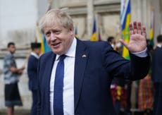 Boris Johnson news – live: UK sanctions 370 more Putin-linked Russians, as PM to ask Saudis for oil boost