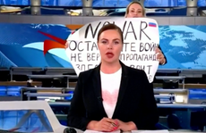 UK government ‘worried for safety’ of Russian journalist who staged anti-war protest on live TV