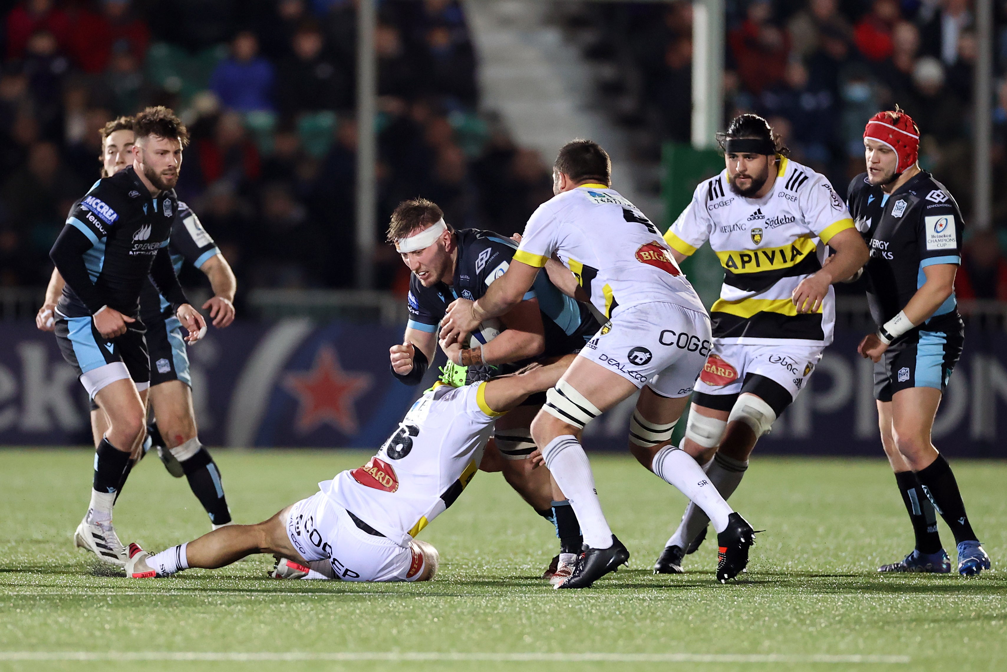 Fagerson (centre) is accustomed to taking on Irish teams in the United Rugby Championship (Steve Welsh/PA)