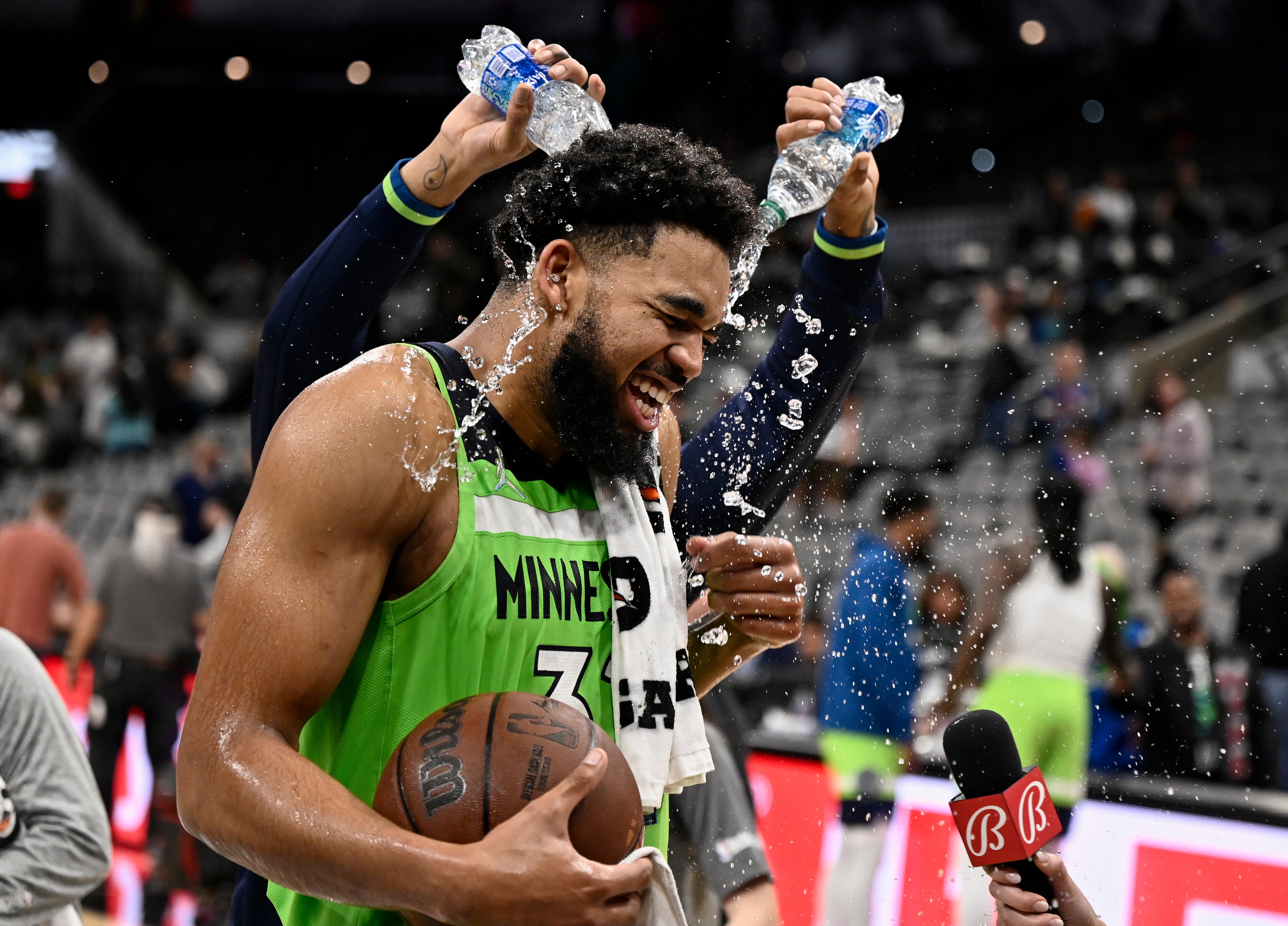 Timberwolves Spurs Basketball
