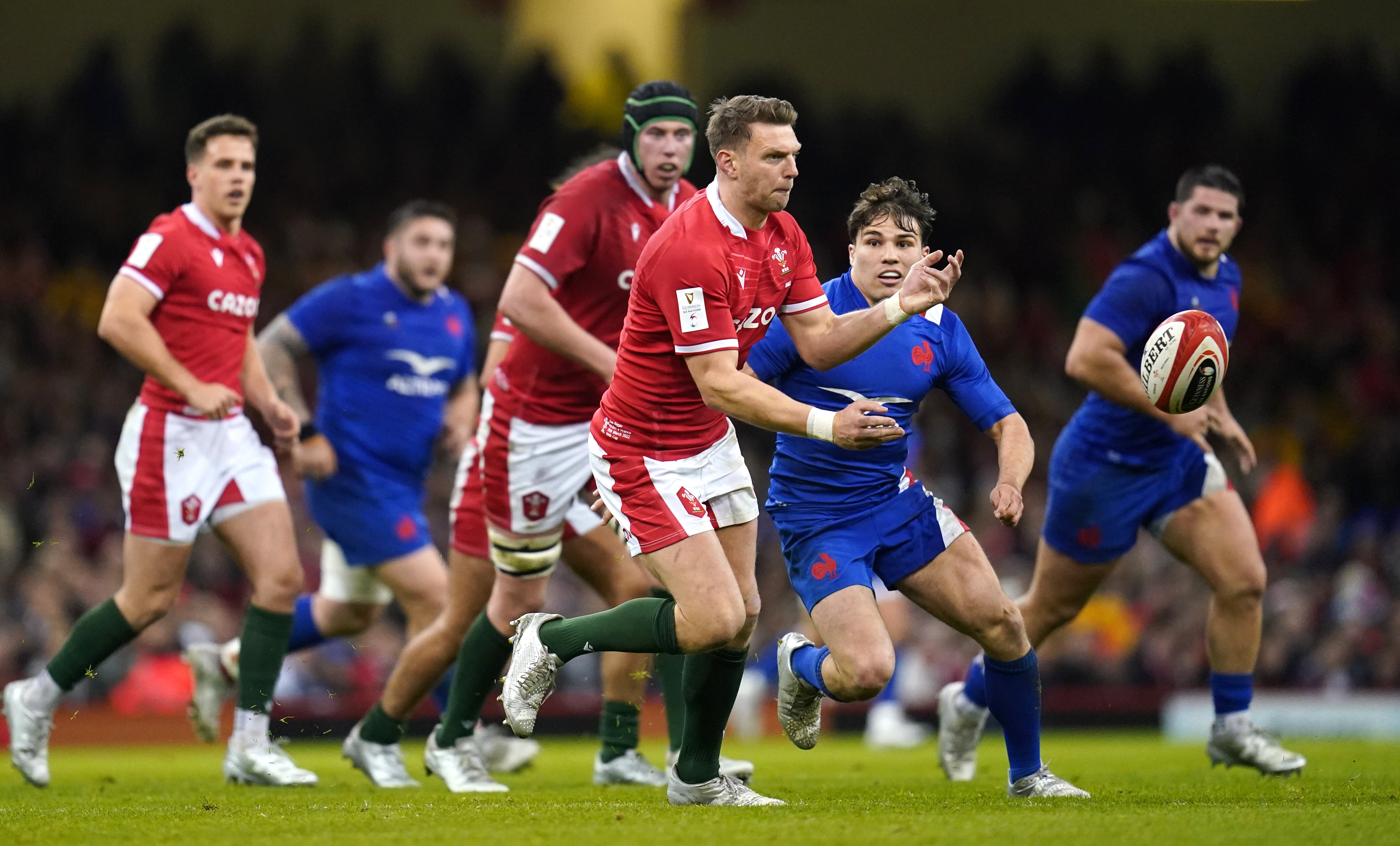 Dan Biggar, centre, in action against France