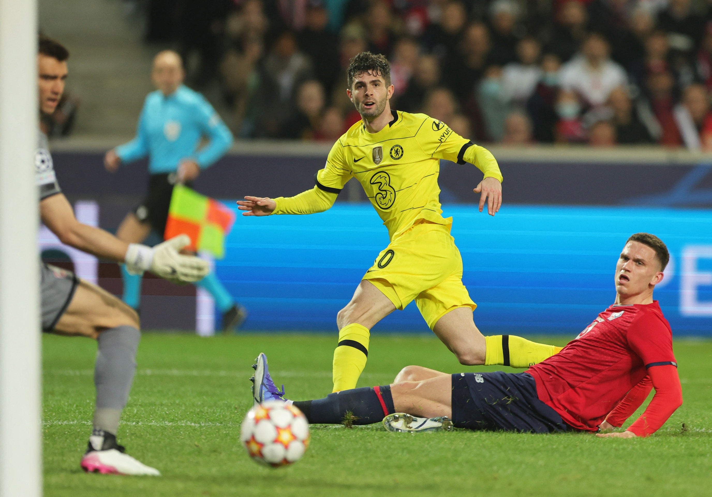 Chelsea's Christian Pulisic scores their first goal