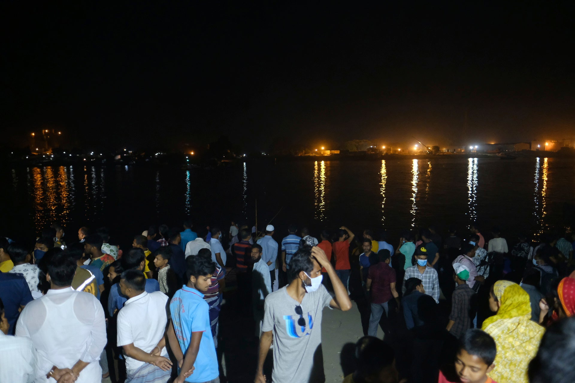 Bangladesh Ferry Sinks