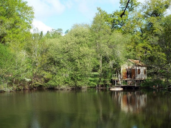 The Fisherman’s Cabin in the Dordogne