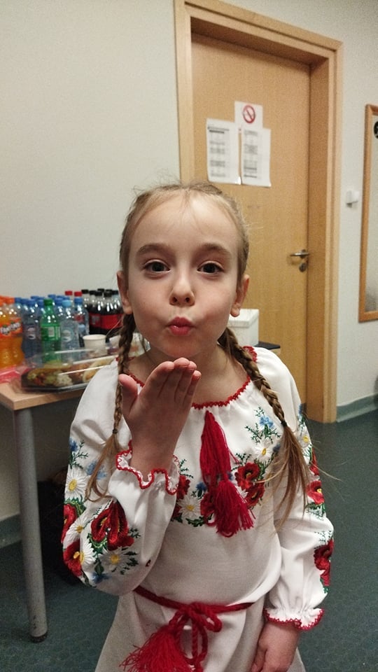 Amelia Anisovych, seven, sang the Ukrainian national anthem whilst dressed in a traditional embroidered dress. (Lilia Anisovych/PA)