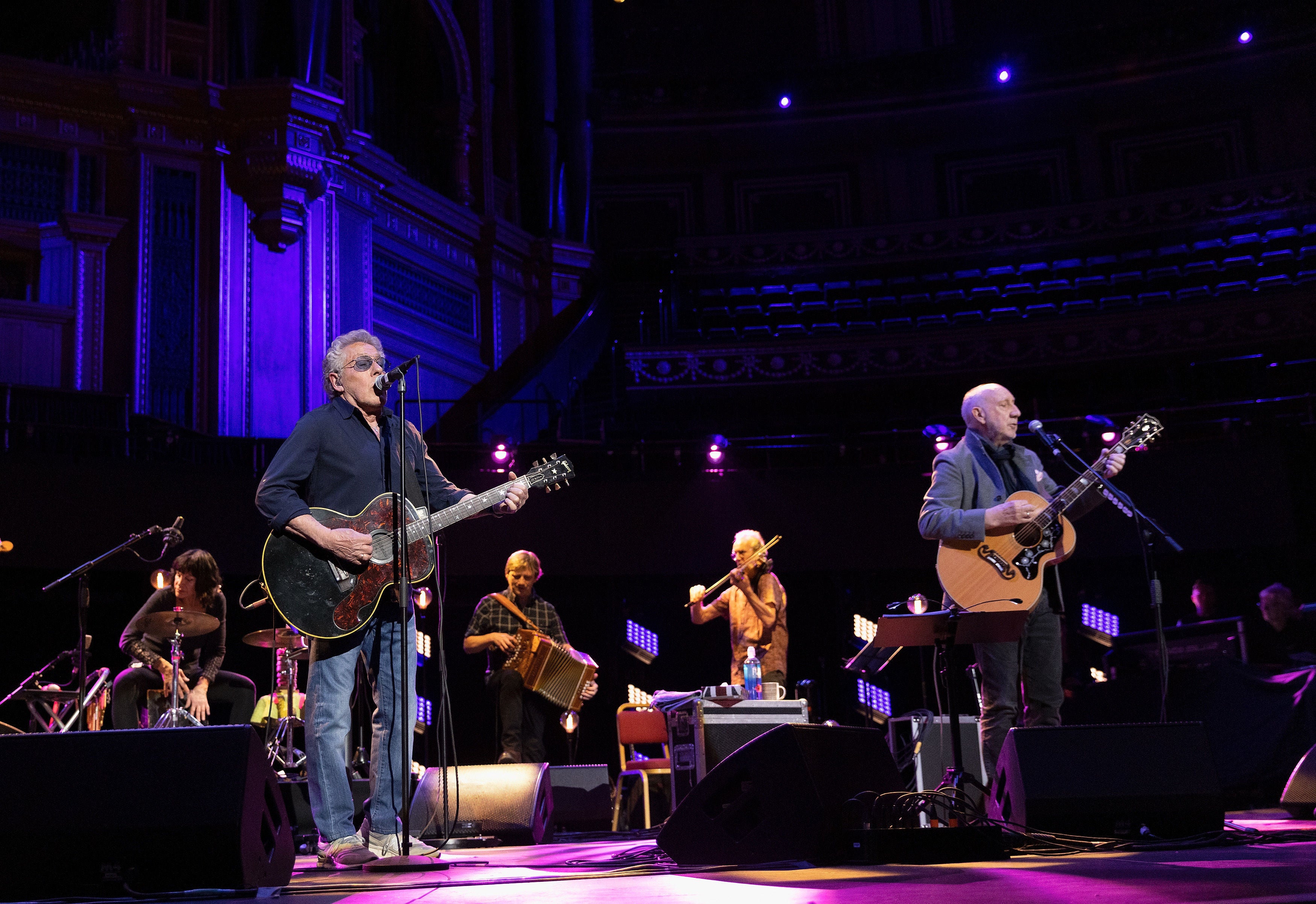 Daltrey and Townshend perform for the Teenage Cancer Trust