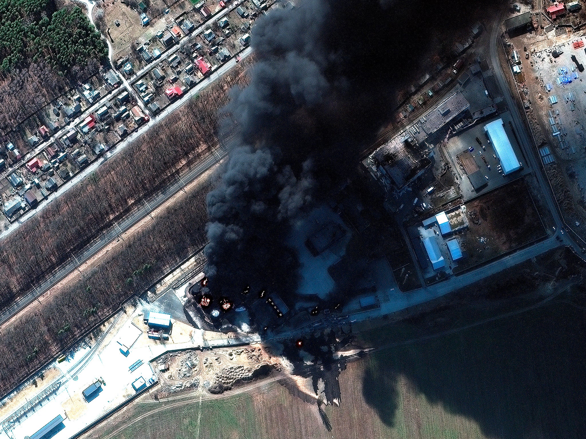 Satellite photo shows burning fuel storage facility in Kalynivka on Friday