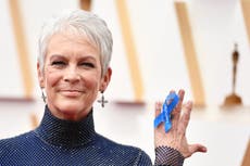 Jamie Lee Curtis expresses support for Ukraine refugees on Oscars red carpet and pays tribute to Betty White