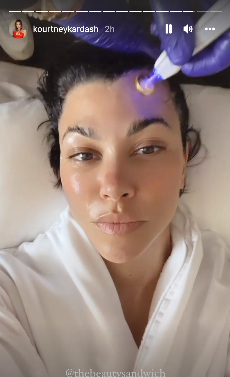 Kourtney Kardashian visits aesthetician ahead of Oscars 2022