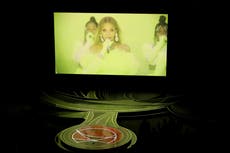 Beyoncé praised for tennis ball-inspired outfit during Oscars performance: ‘Tennis ball realness’