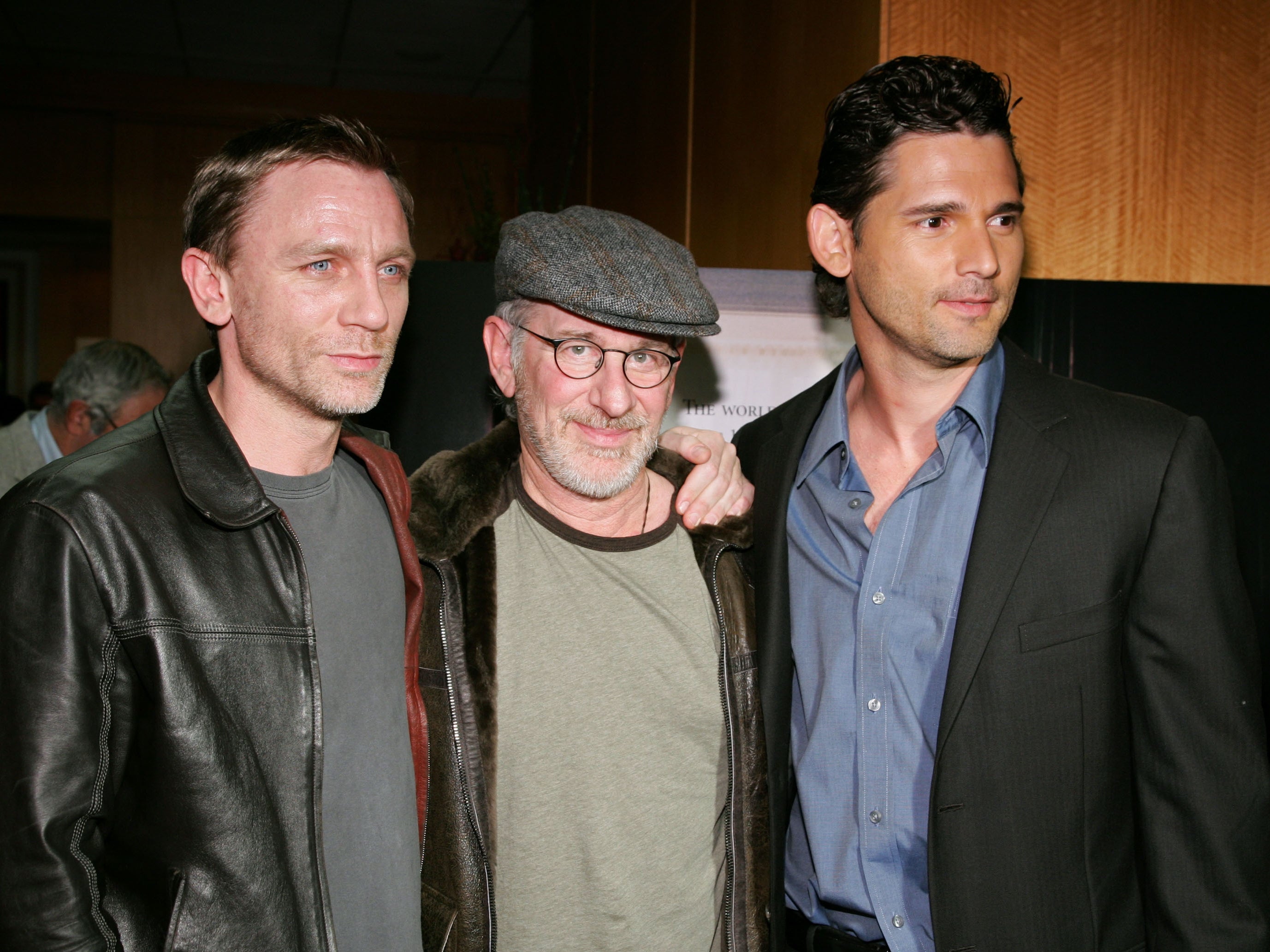 Bana with co-star Daniel Craig and director Steven Spielberg at a preview of ‘Munich’ in 2005