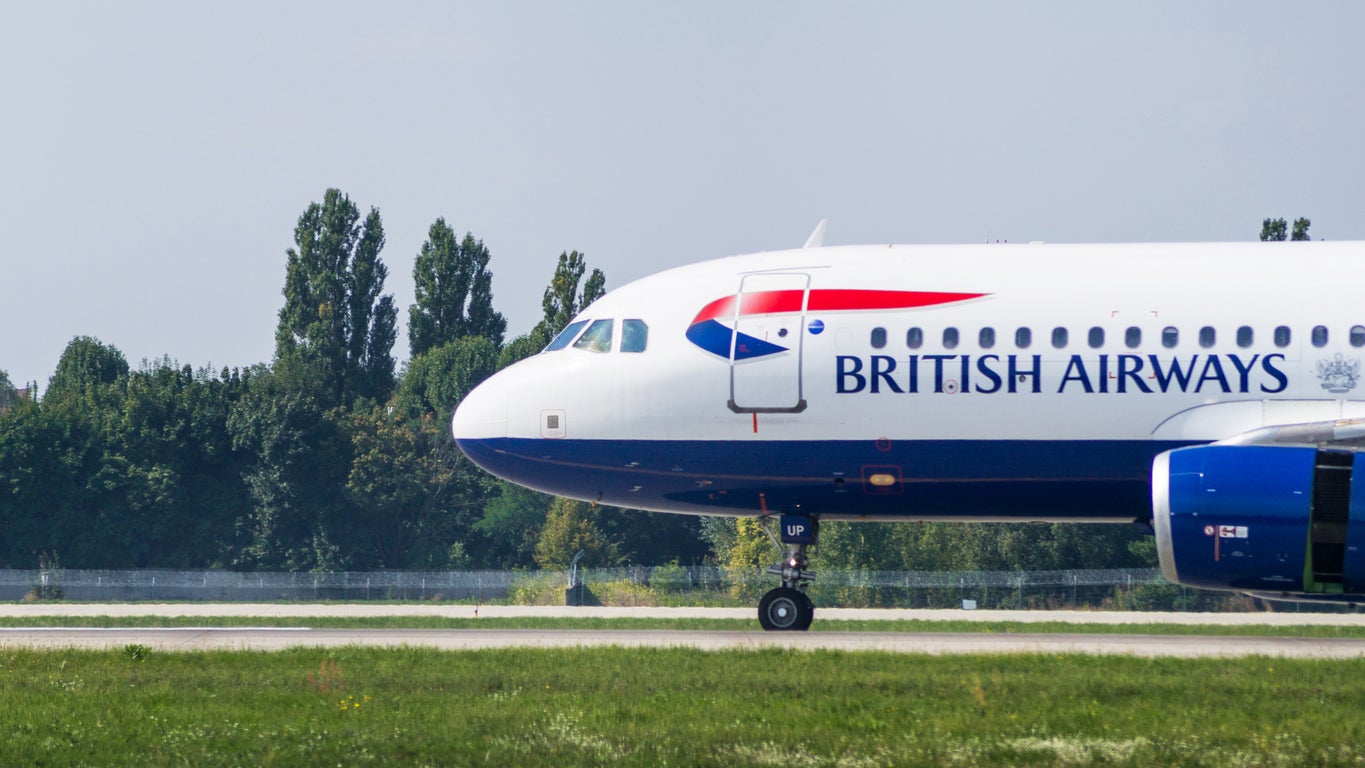 A British Airways A320 at Heathrow