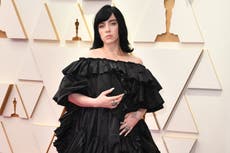 Billie Eilish issues response from her toilet after being labelled ‘worst dressed’ at Oscars