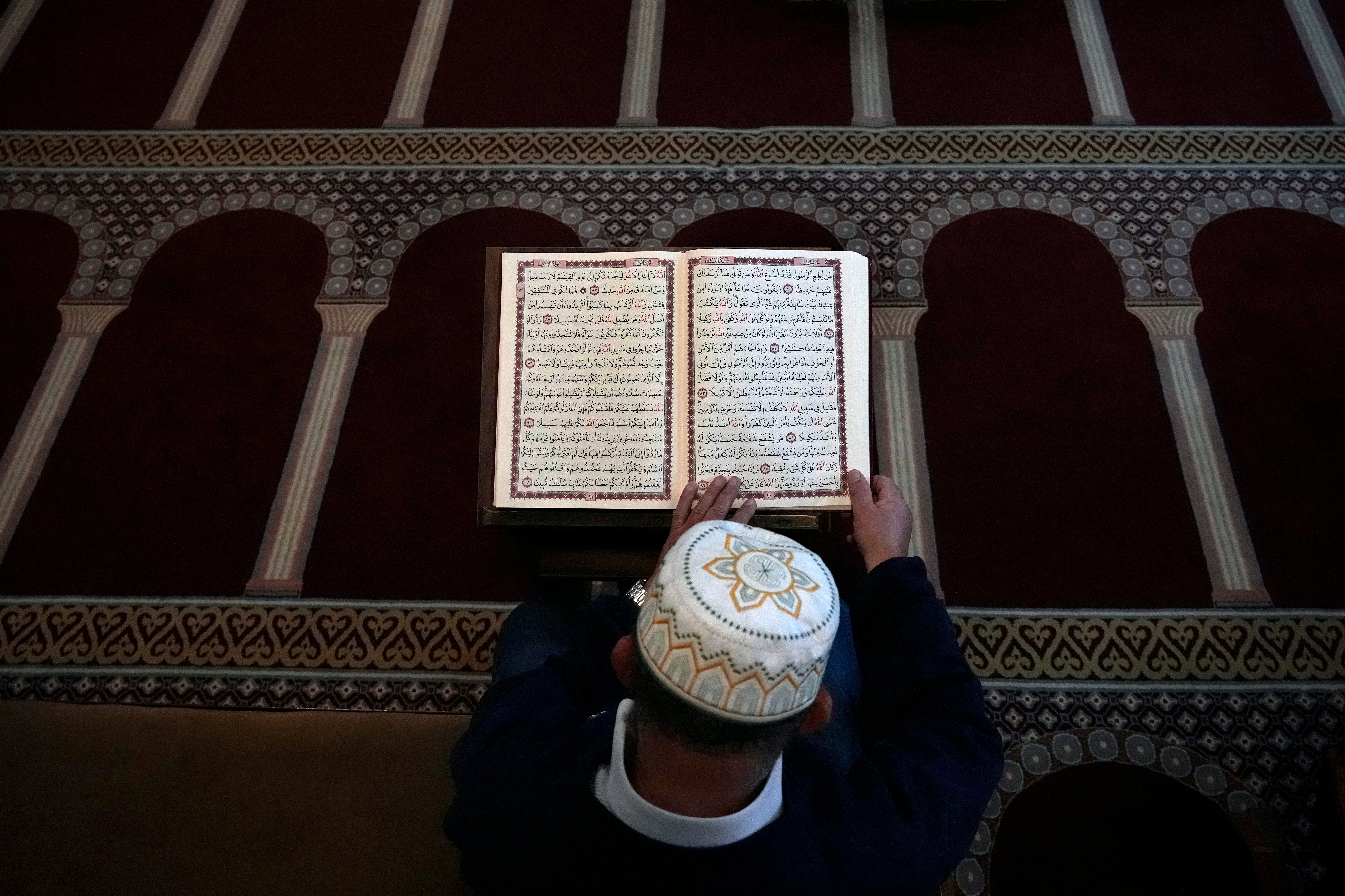 APTOPIX Lebanon Ramadan