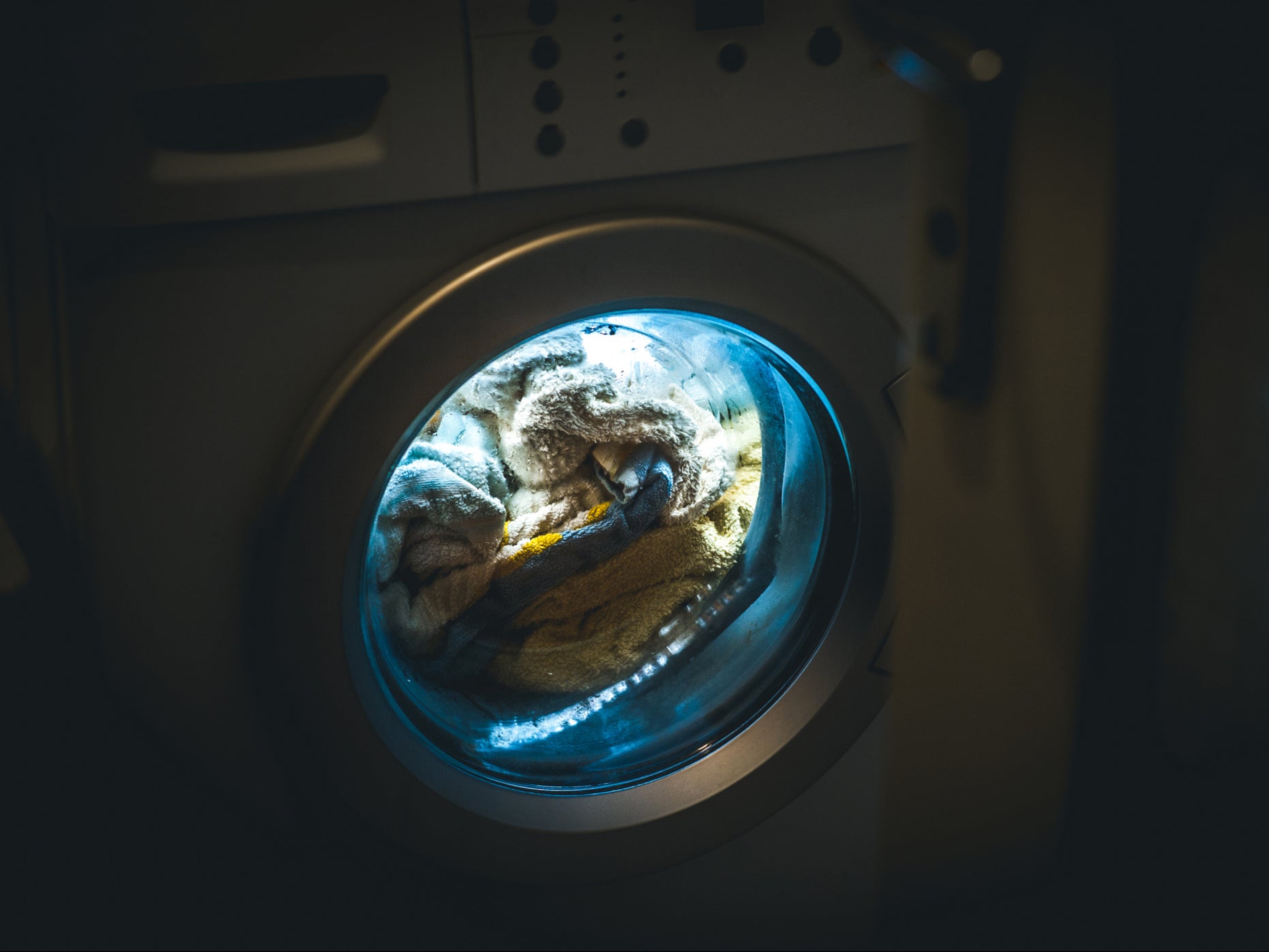 Those with washing machines, dishwashers and electric vehicles may want to consider an Economy tariff