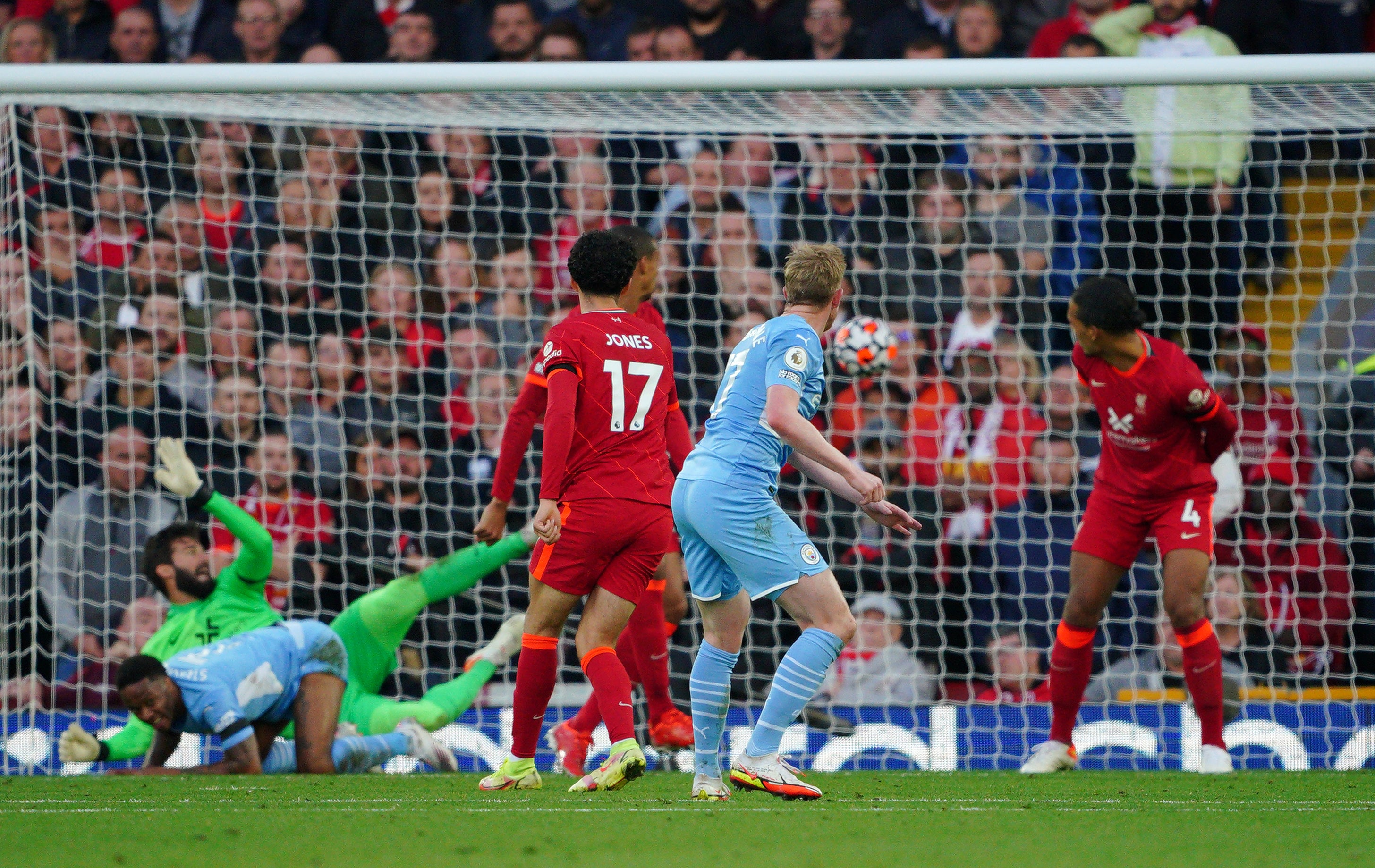 Klopp believes Man City’s standards have made his side better (Peter Byrne/PA)