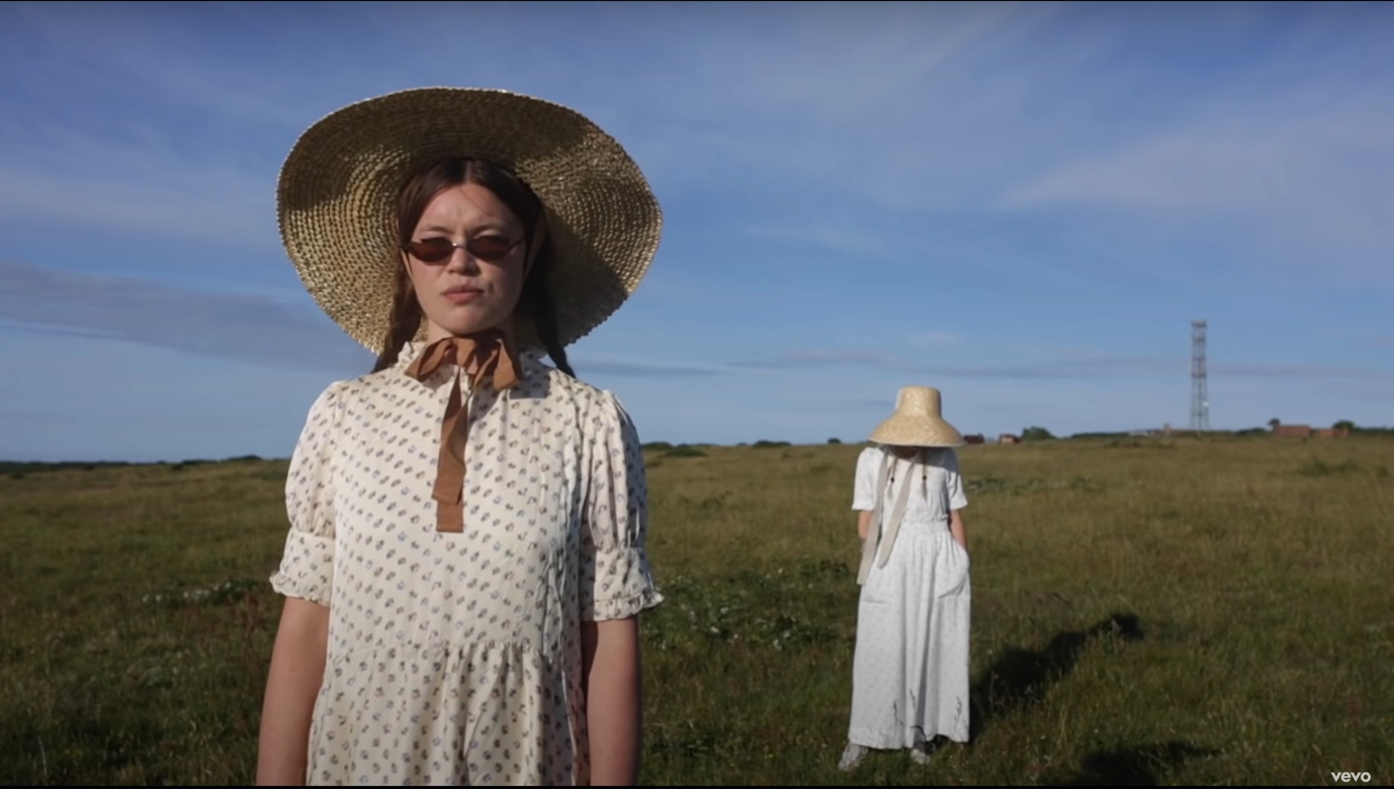 Wet Leg in the music video for “Chaise Longue”