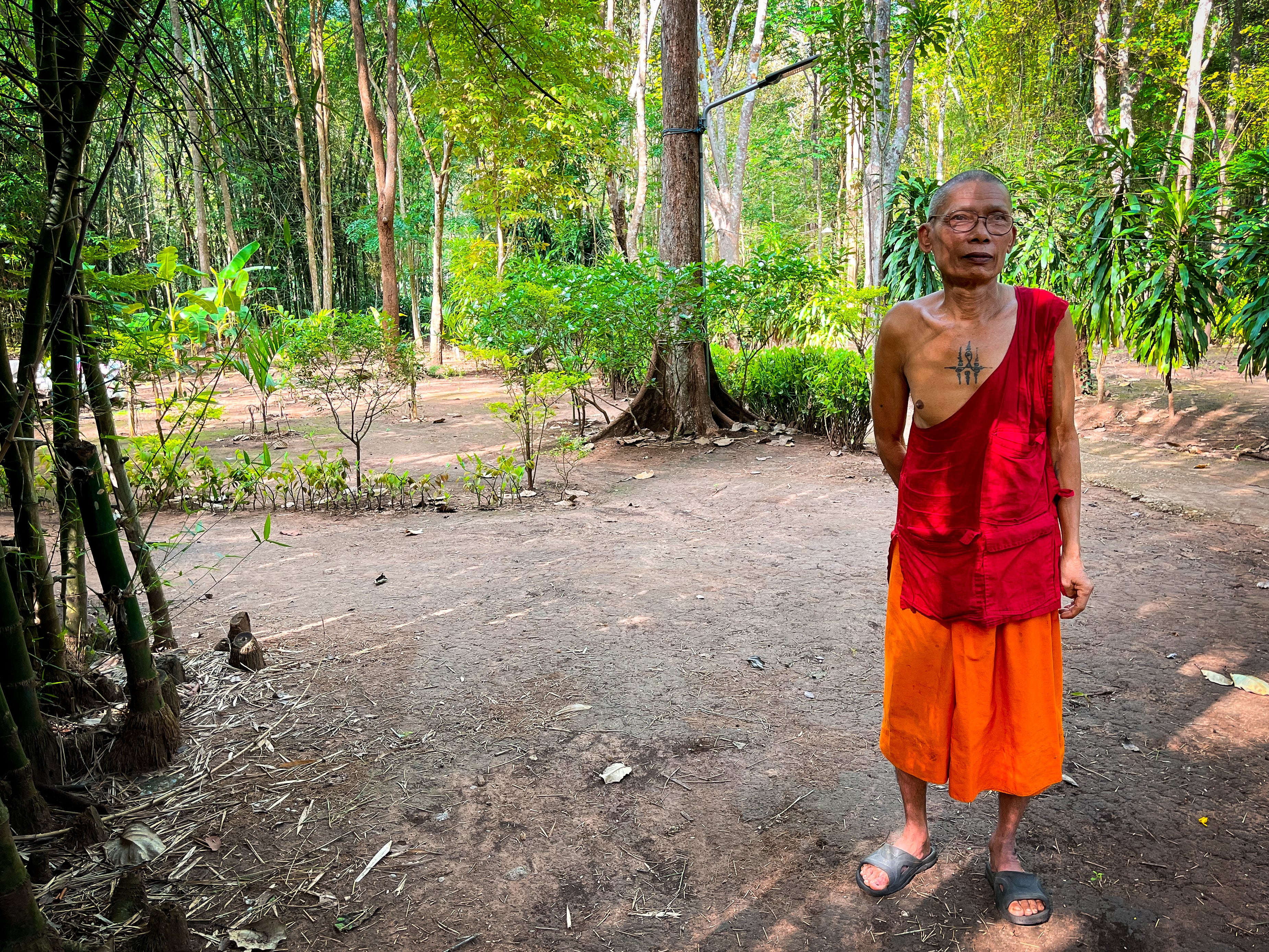 A Thai monk at Wat Chak Daeng