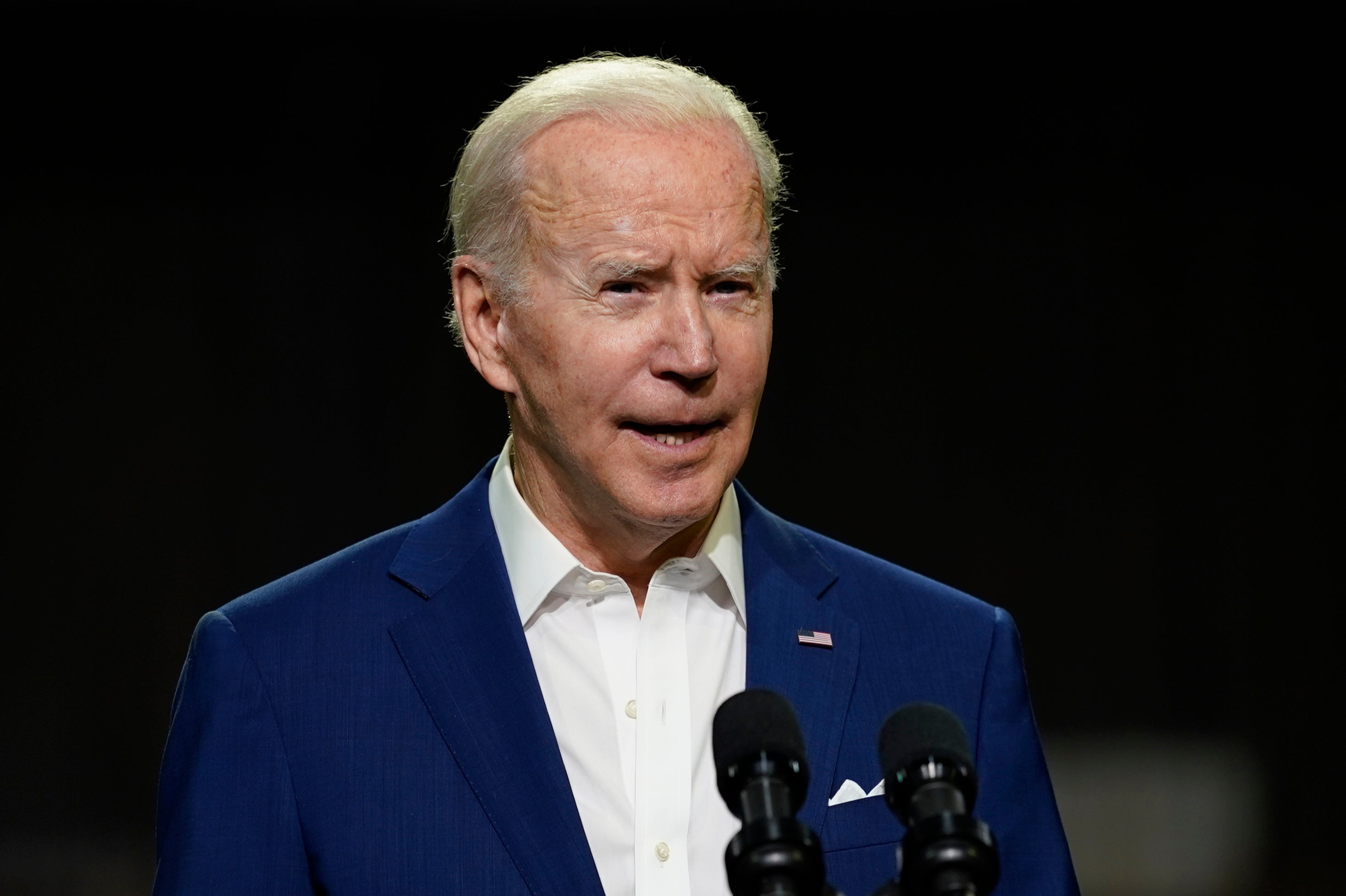 President Joe Biden speaks at POET Bioprocessing in Menlo, Iowa, Tuesday, 12 April 2022