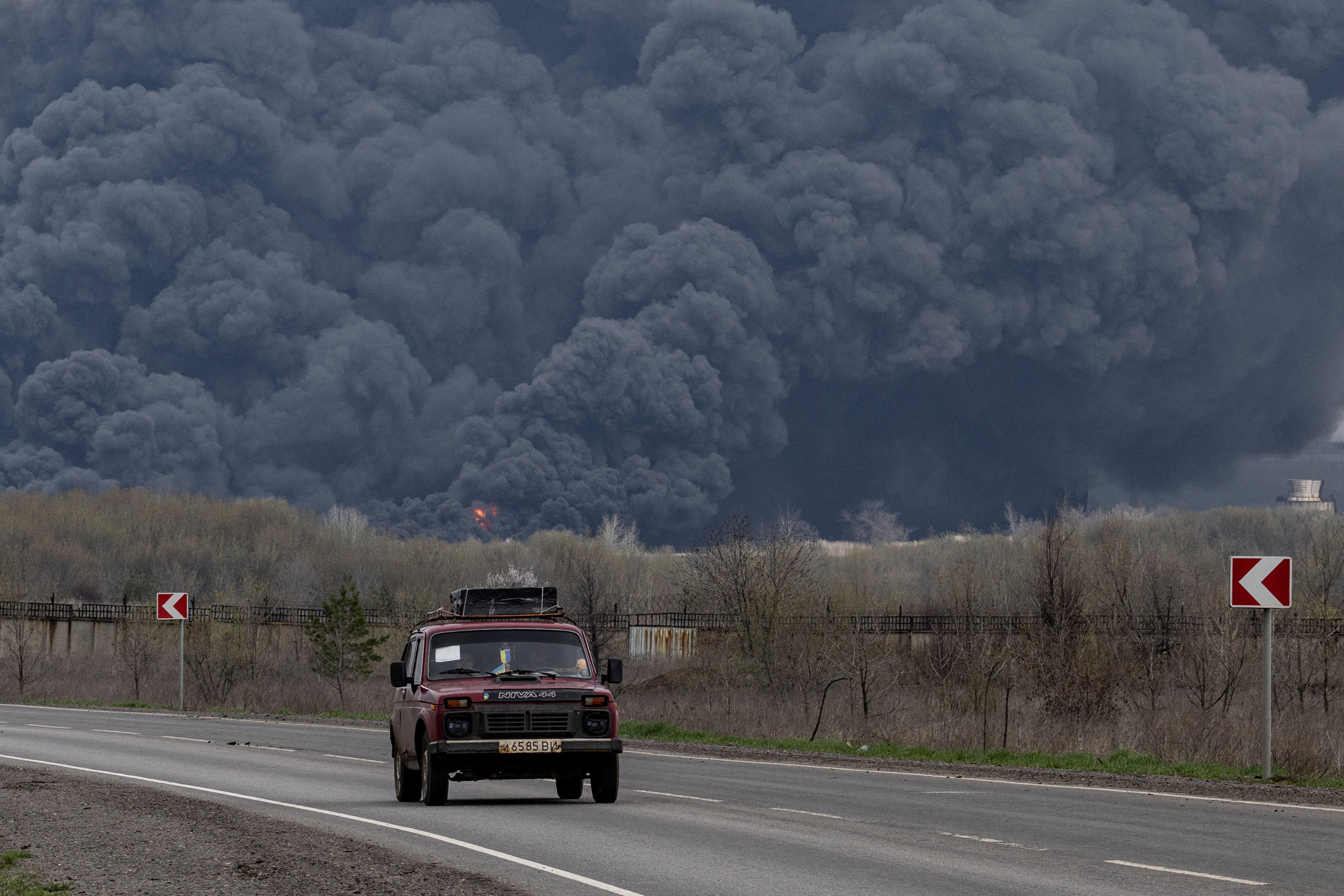 Russia has hit targets in eastern Ukraine in recent days including the Lysychansk oil refinery