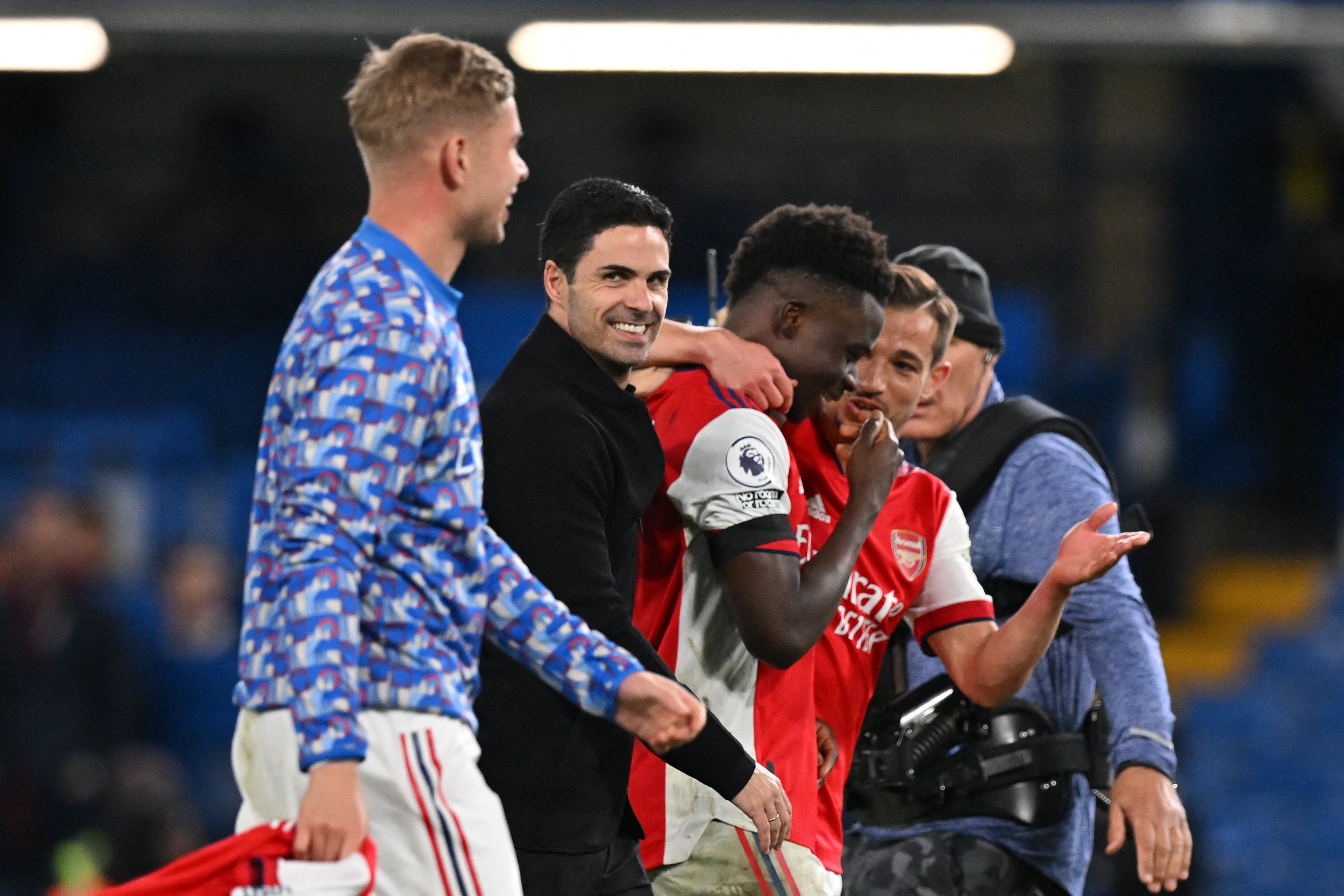 Mikel Arteta celebrates with Arsenal’s players