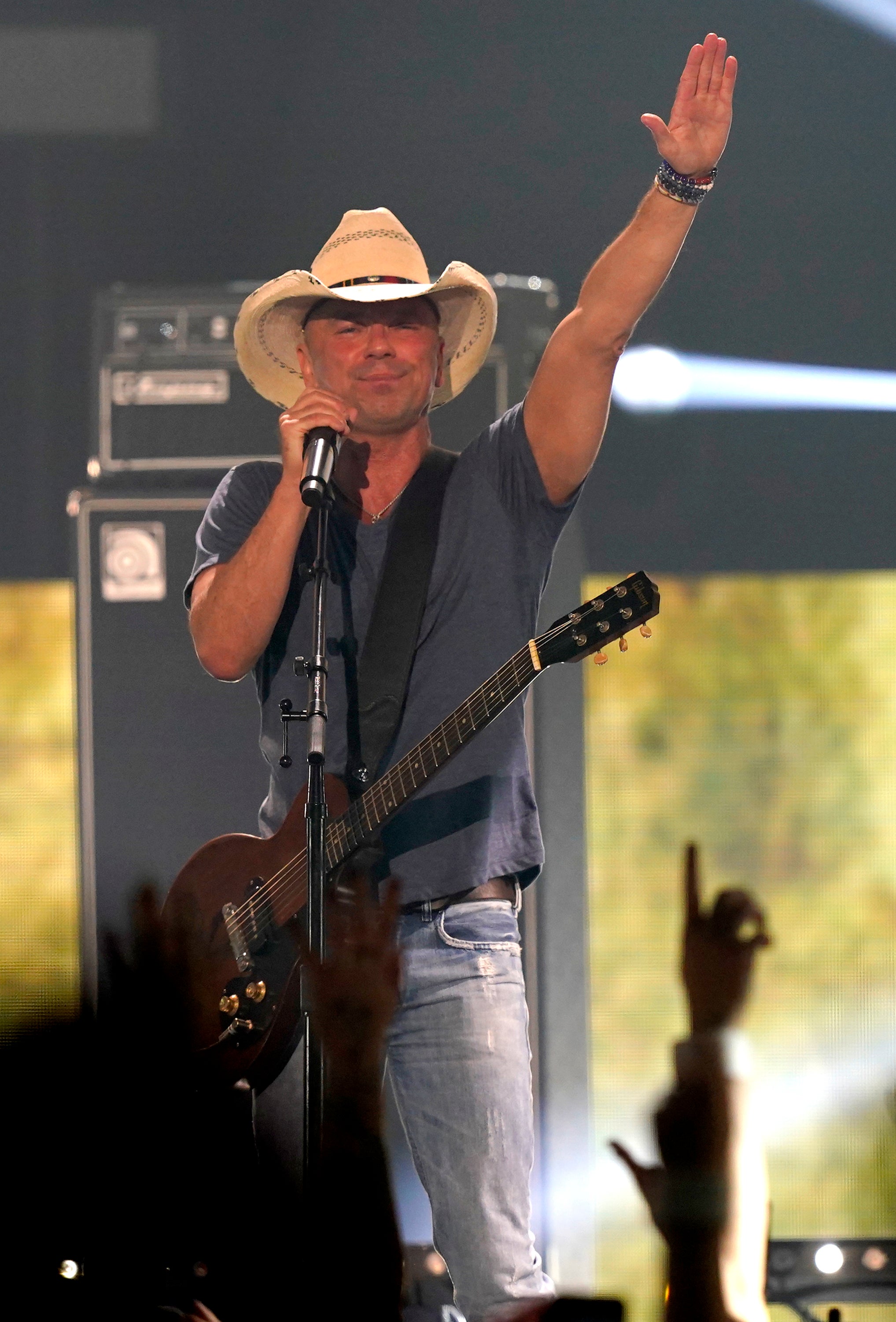 2022 CMT Music Awards - Show