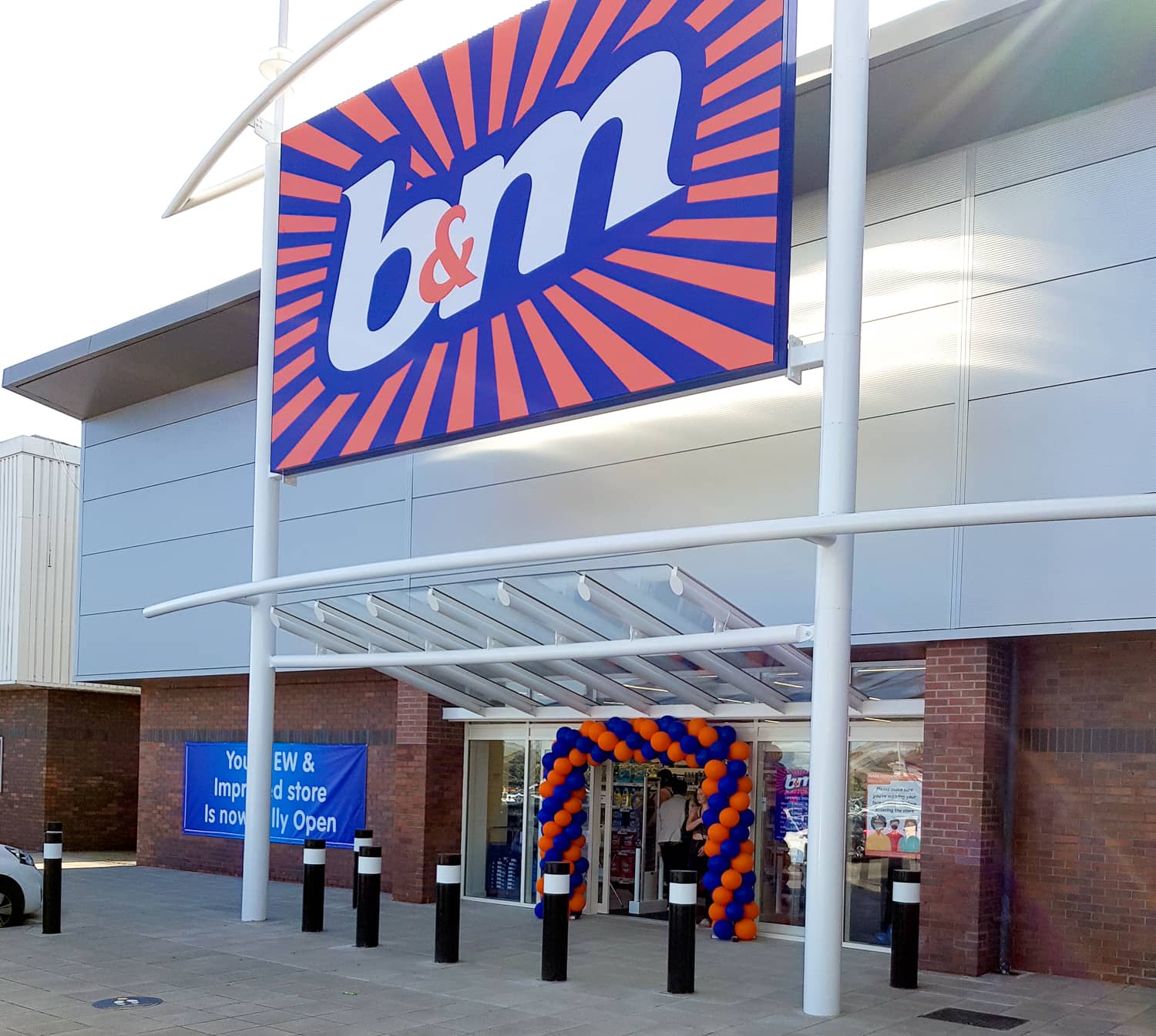 B&M chief executive Simon Arora is to step down.(B&M/PA)