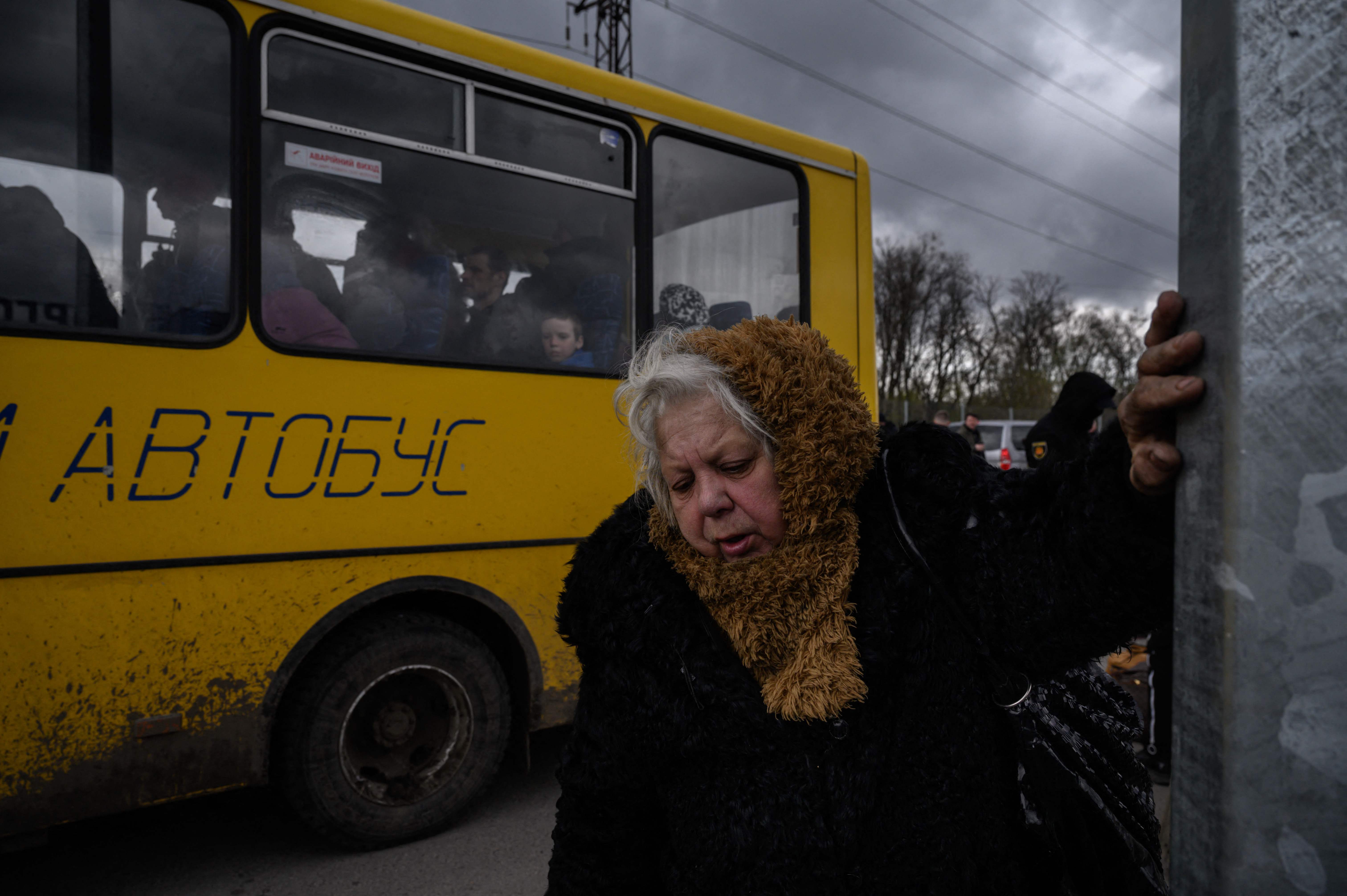 People fleeing the besieged city of Mariupol arrive in Zaporizhzhia on 21 April, 2022