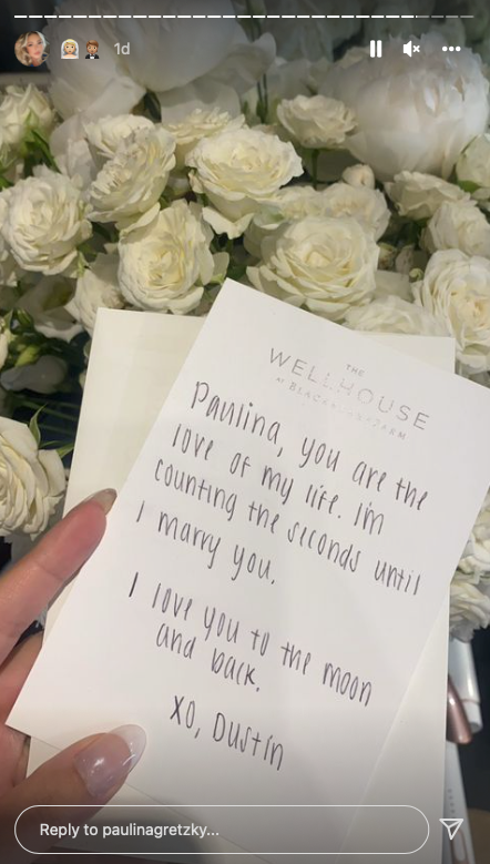 Paulina Gretzky shares photo of handwritten note from now-husband Dustin Johnson