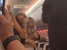 Couple gets married on plane after missing flight connection to Vegas