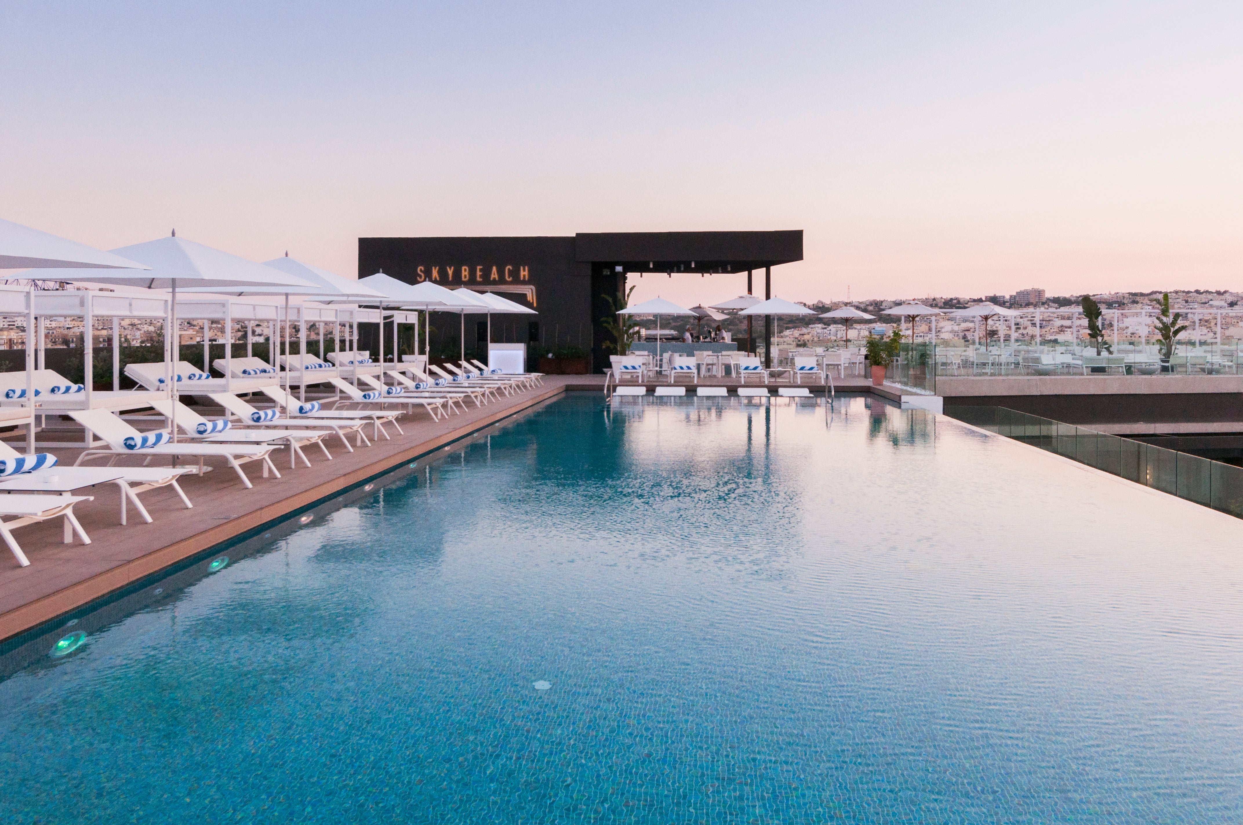Splash out on a Highline Suite for complimentary access to the heavenly SkyBeach Infinity pool