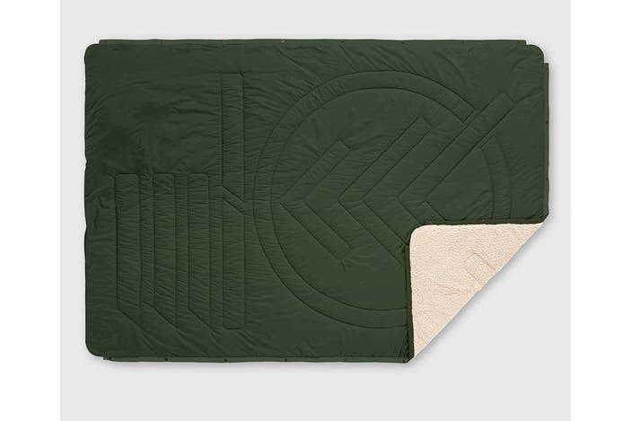 Voited cloudtouch outdoor blanket
