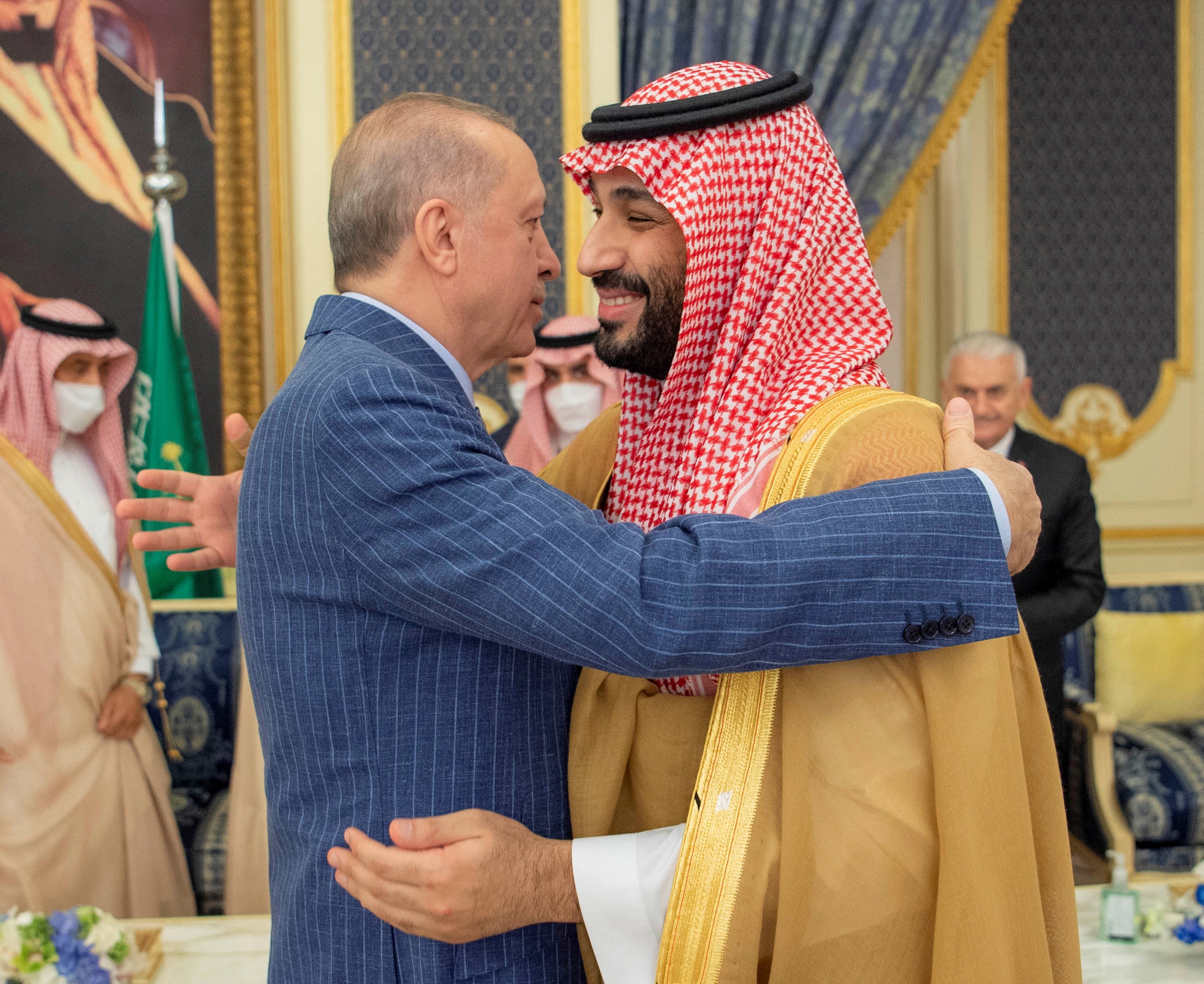 Mohammed bin Salman meets Recep Tayyip Erdogan upon his arrival in Jeddah, Saudi Arabia, 28 April 2022
