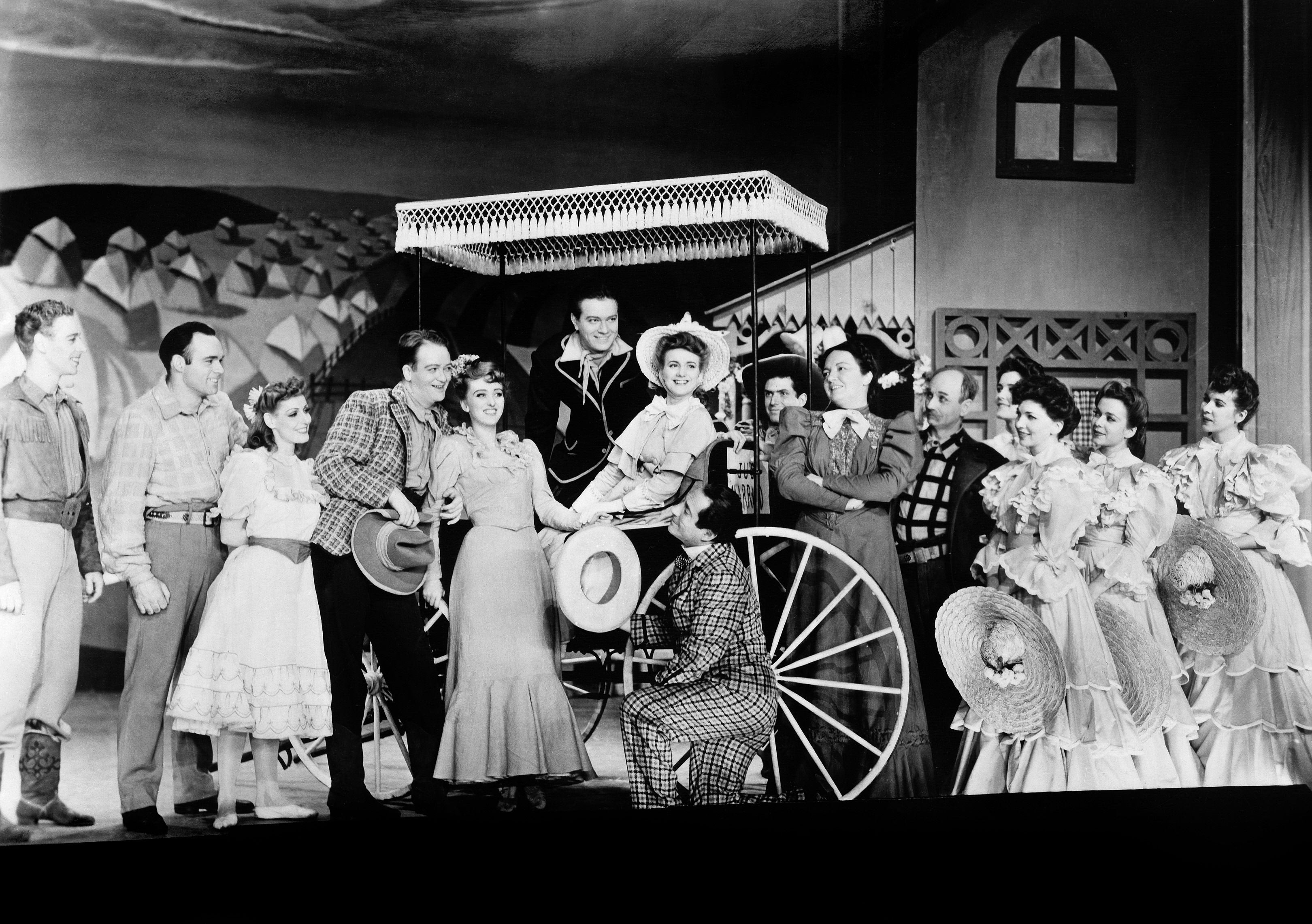 The cast of the original 1943 Broadway production of ‘Oklahoma!’